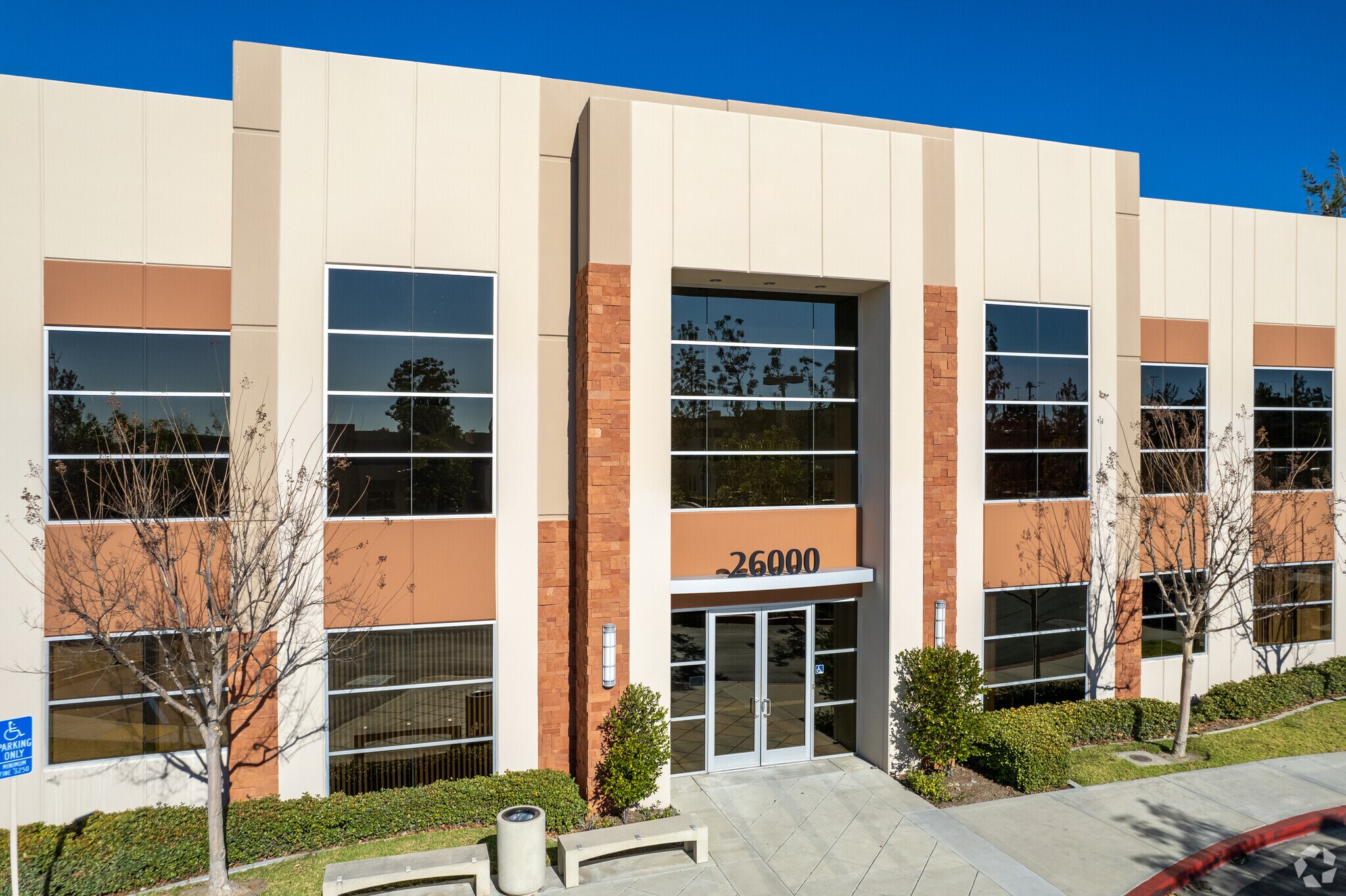 26080 Towne Centre Dr Foothill Ranch, CA 92610 Office Property for