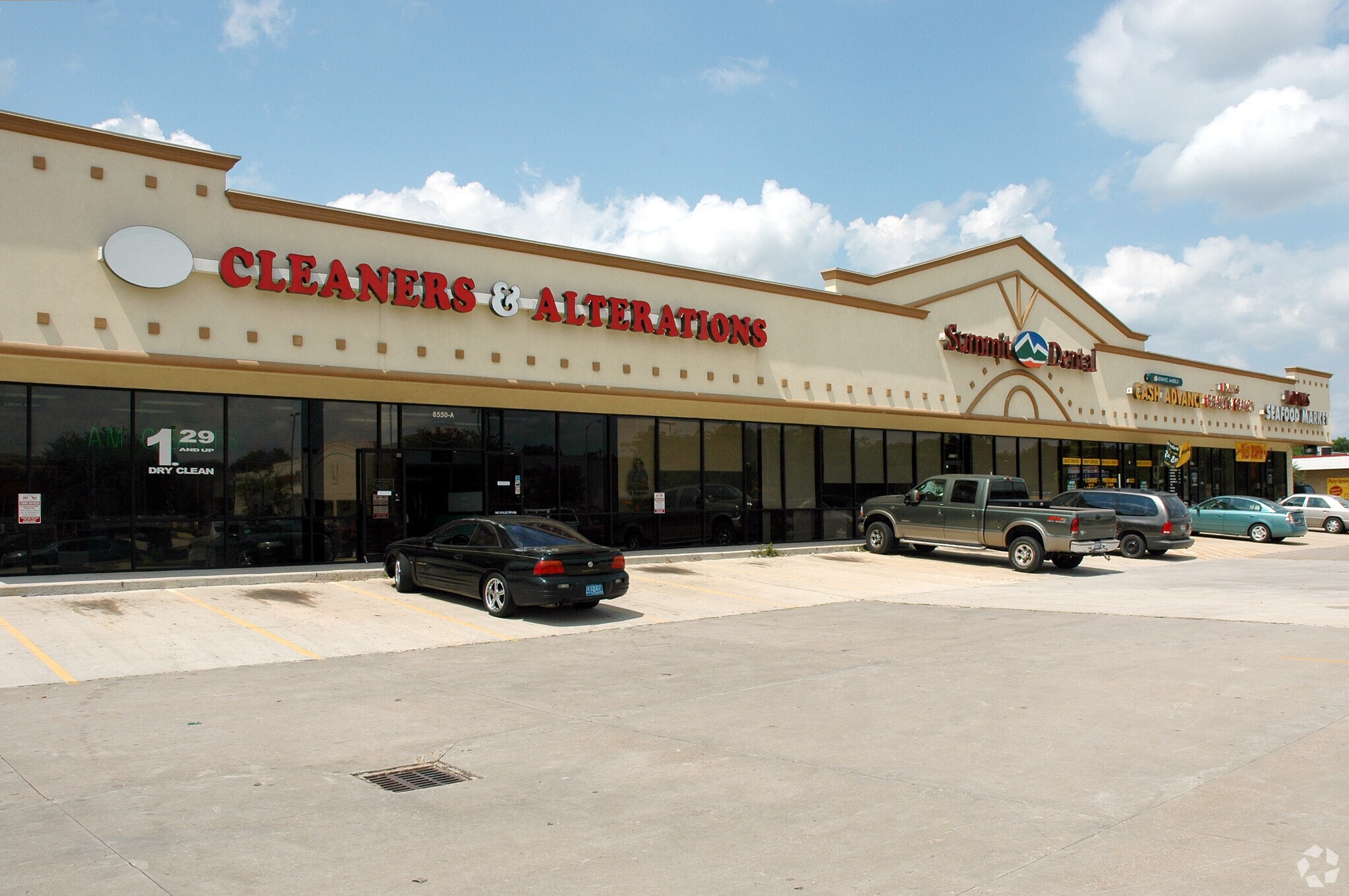 8530 S Braeswood Blvd, Houston, TX for Rent
