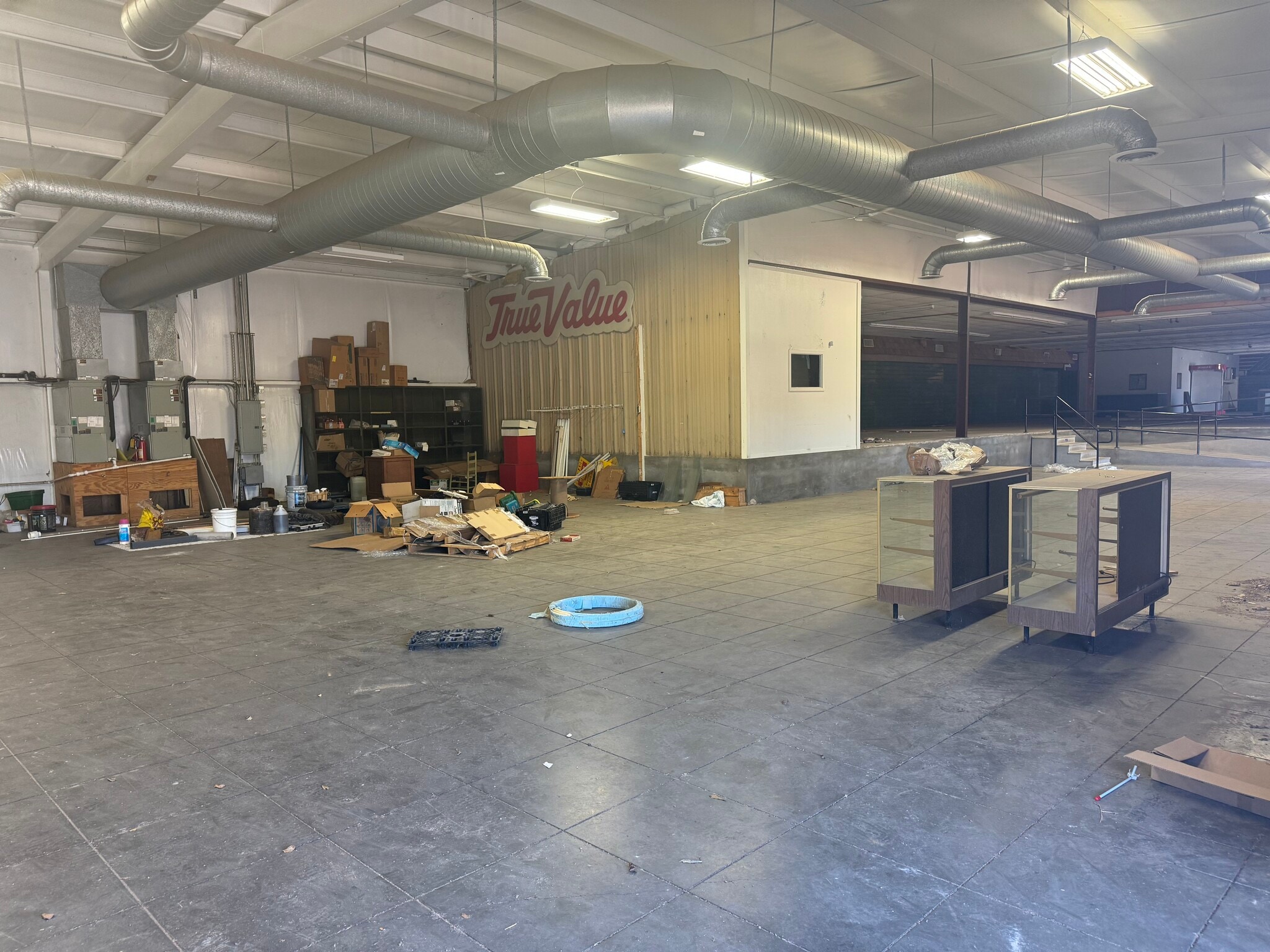 100 East Main St, Hallsville, TX for Rent