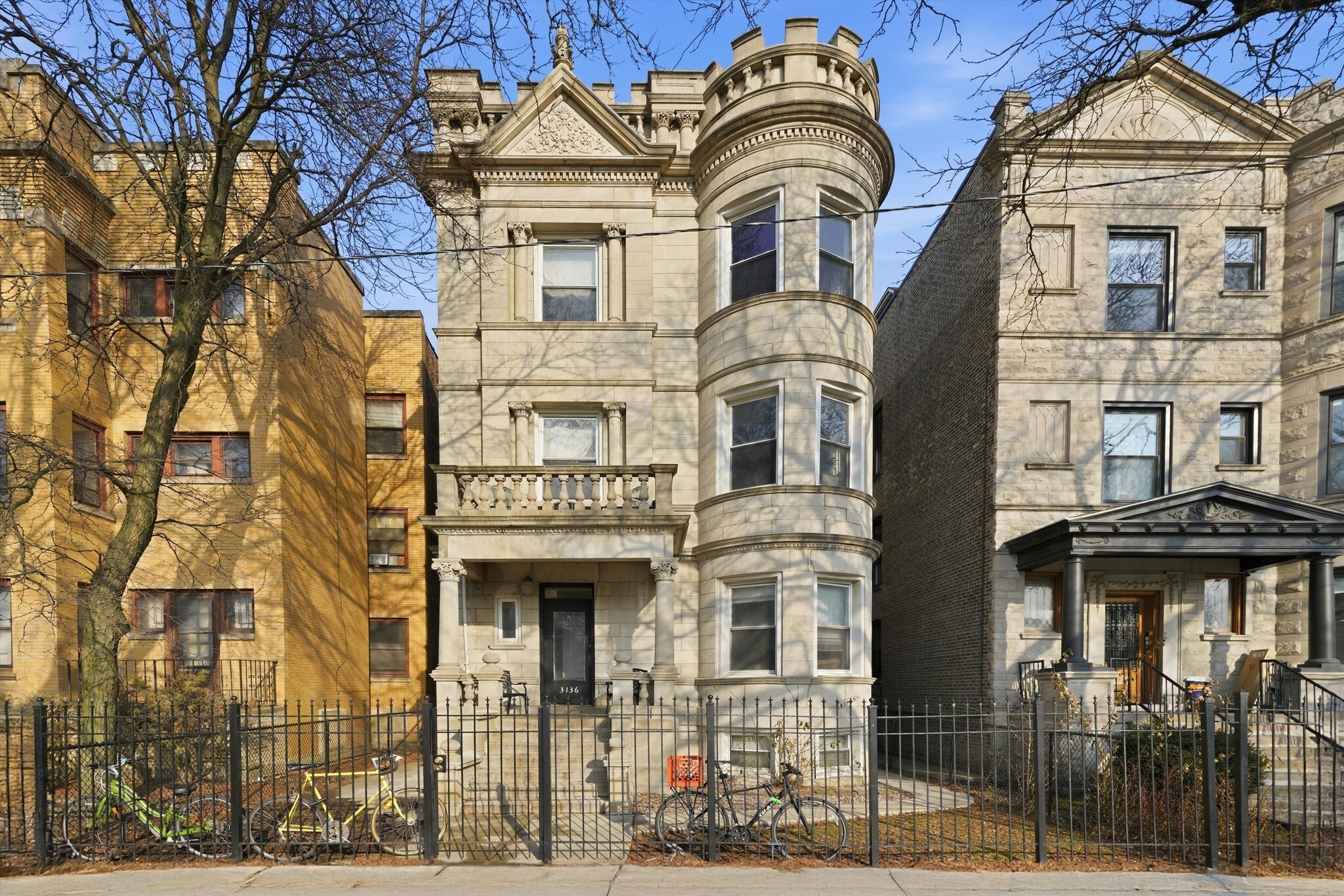 3136 W Logan Blvd, Chicago, IL for Sale