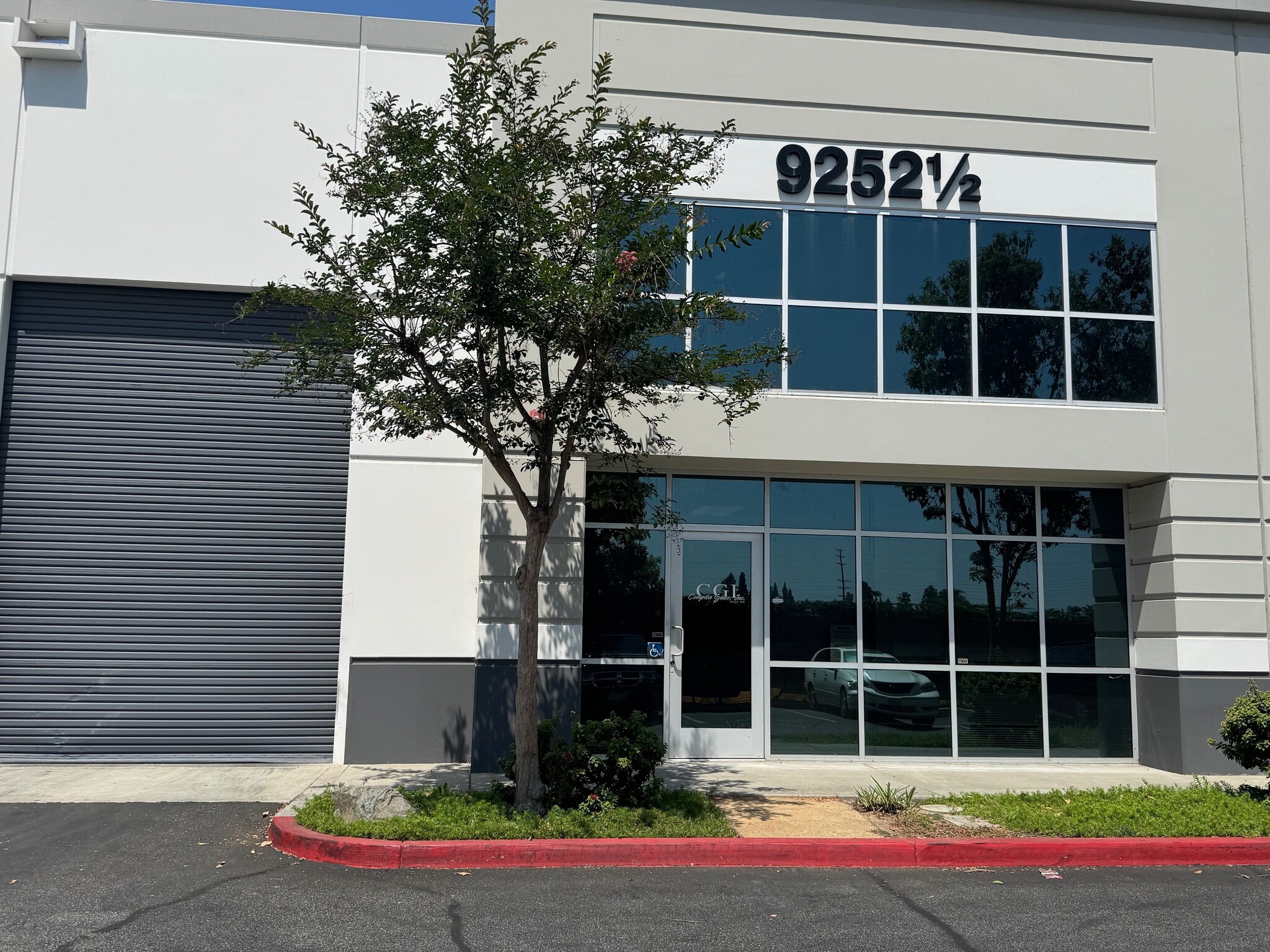 9220-9268 Hall Rd, Downey, CA for Rent