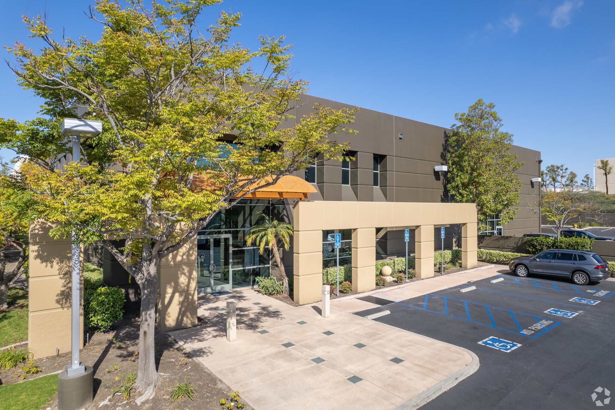 25901 Commercentre Dr, Lake Forest, CA for Rent
