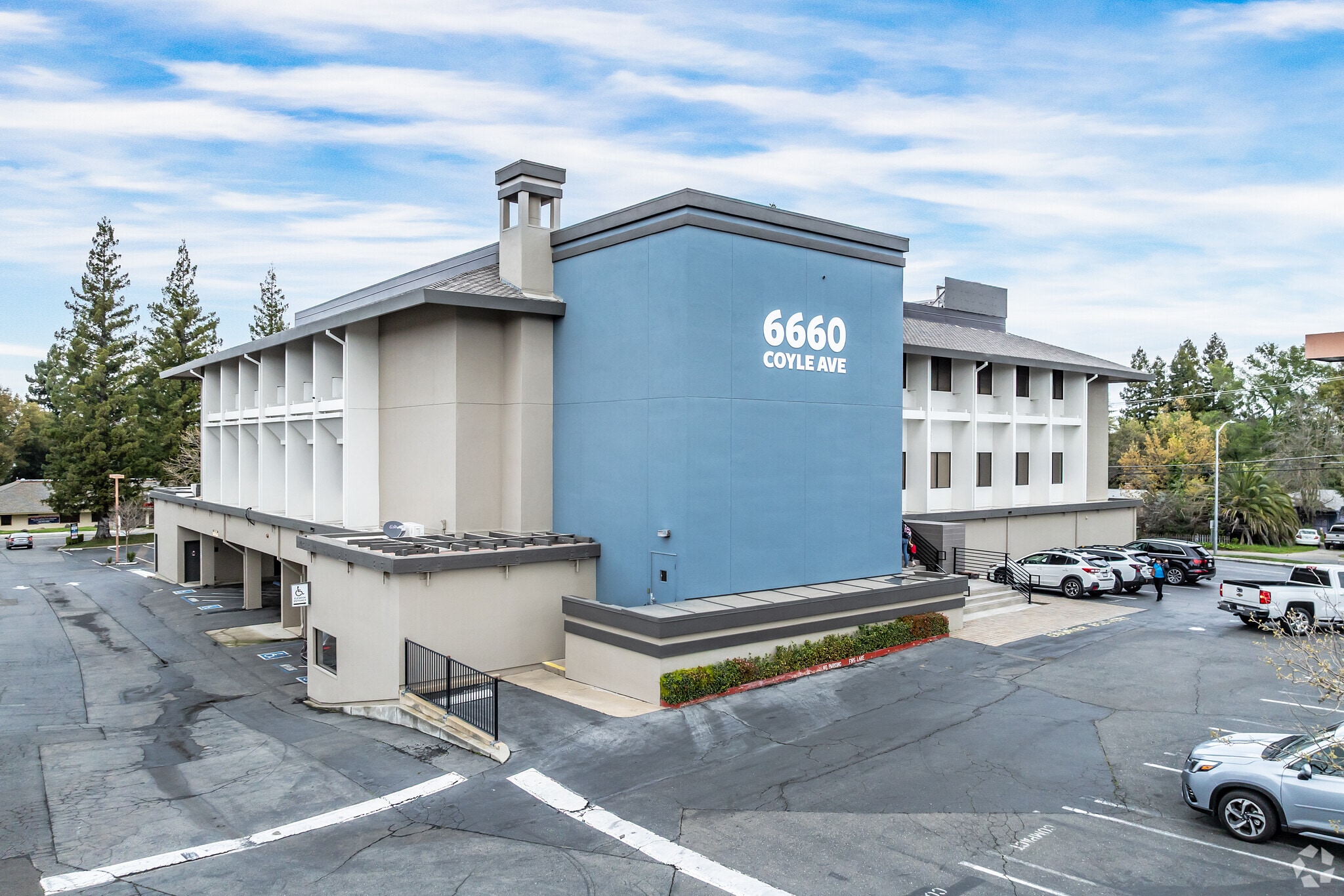 6660 Coyle Ave, Carmichael, CA for Sale