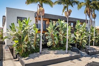 Los Angeles, CA Apartments - 4938 Rosewood Ave