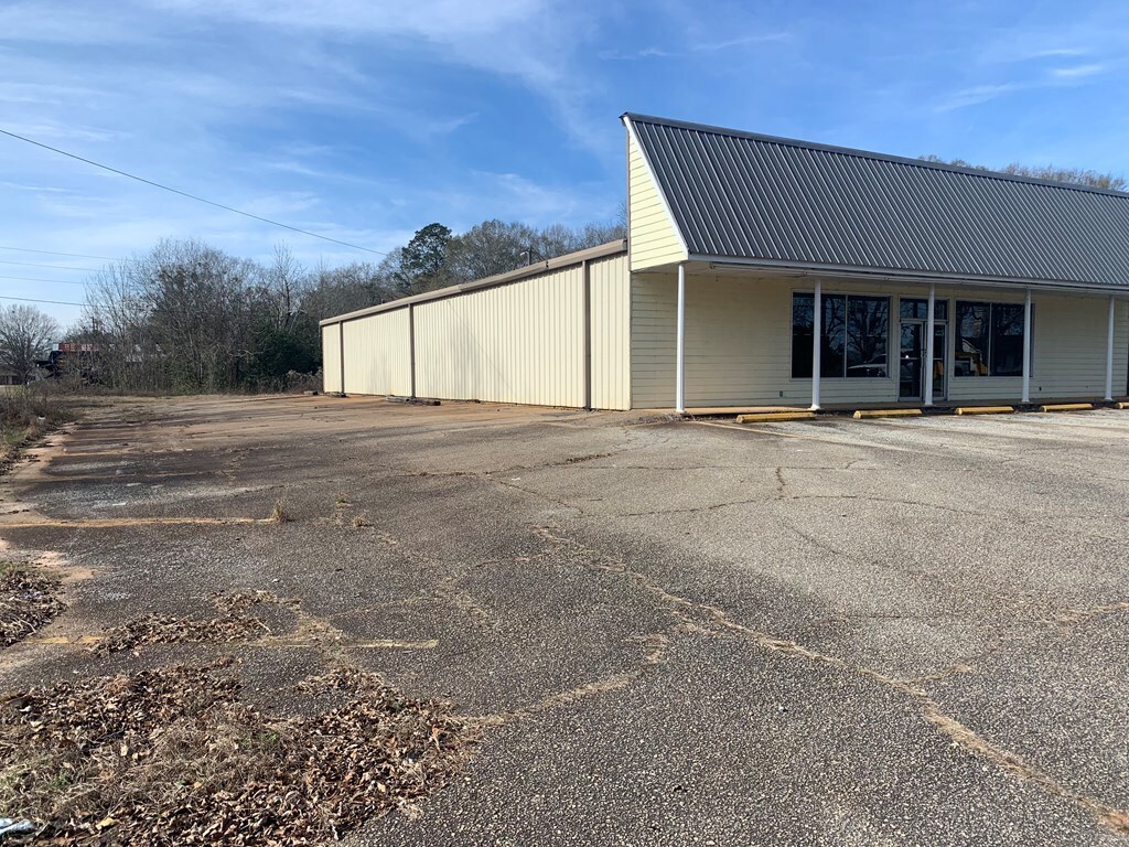 757 Wall Richland, GA 31825 Retail Property for Lease on