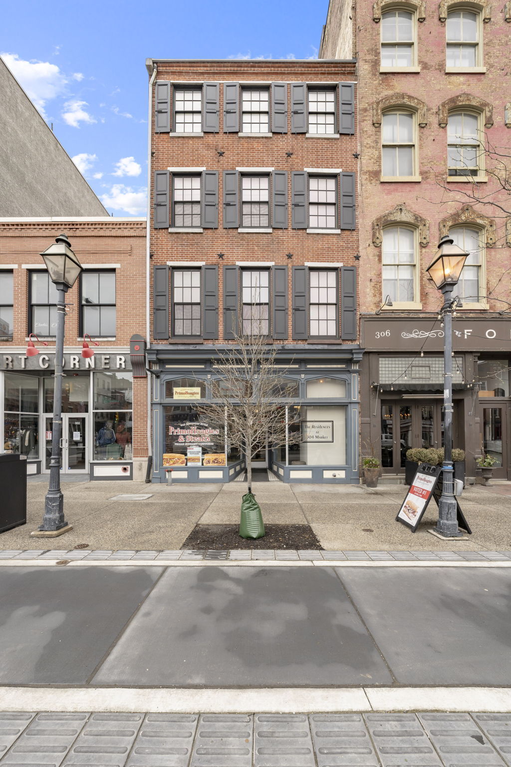 304 Market St, Philadelphia, PA for Sale
