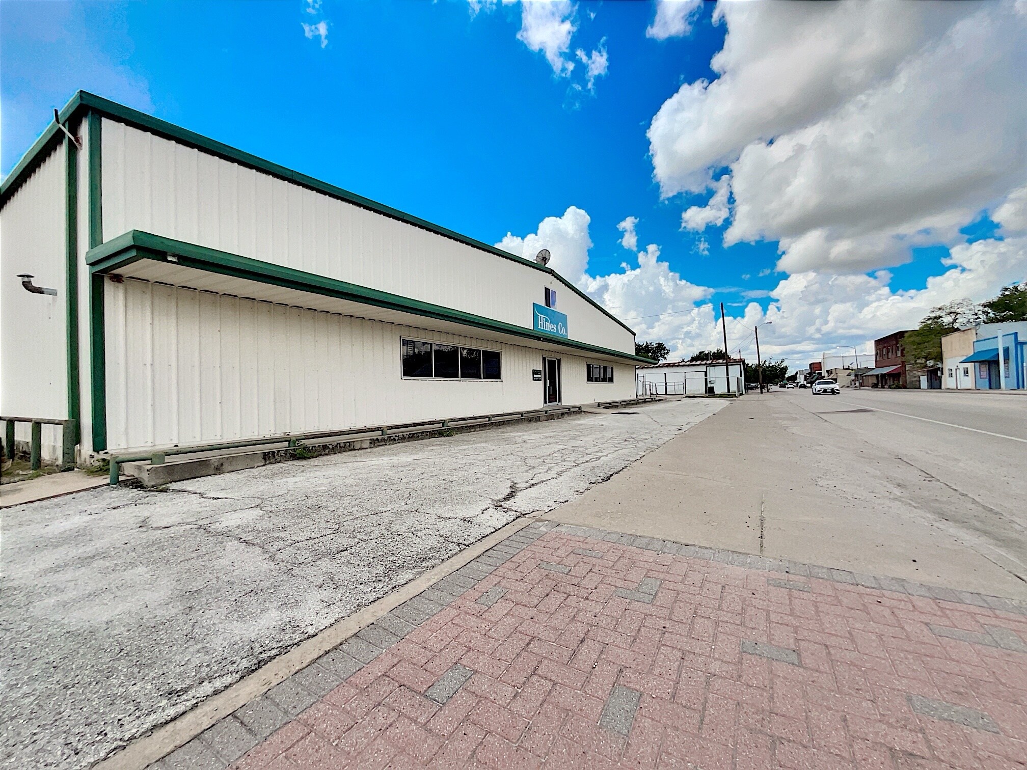 201 Houston St, George West, TX for Sale