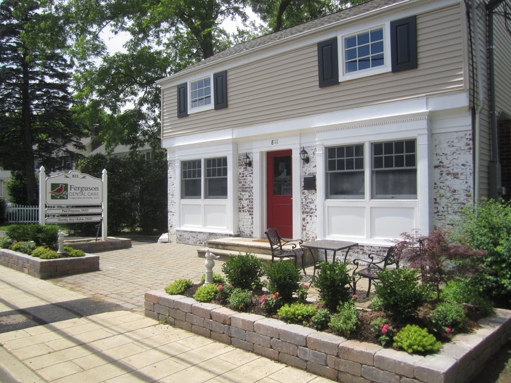 811 River Rd, Fair Haven, NJ for Rent