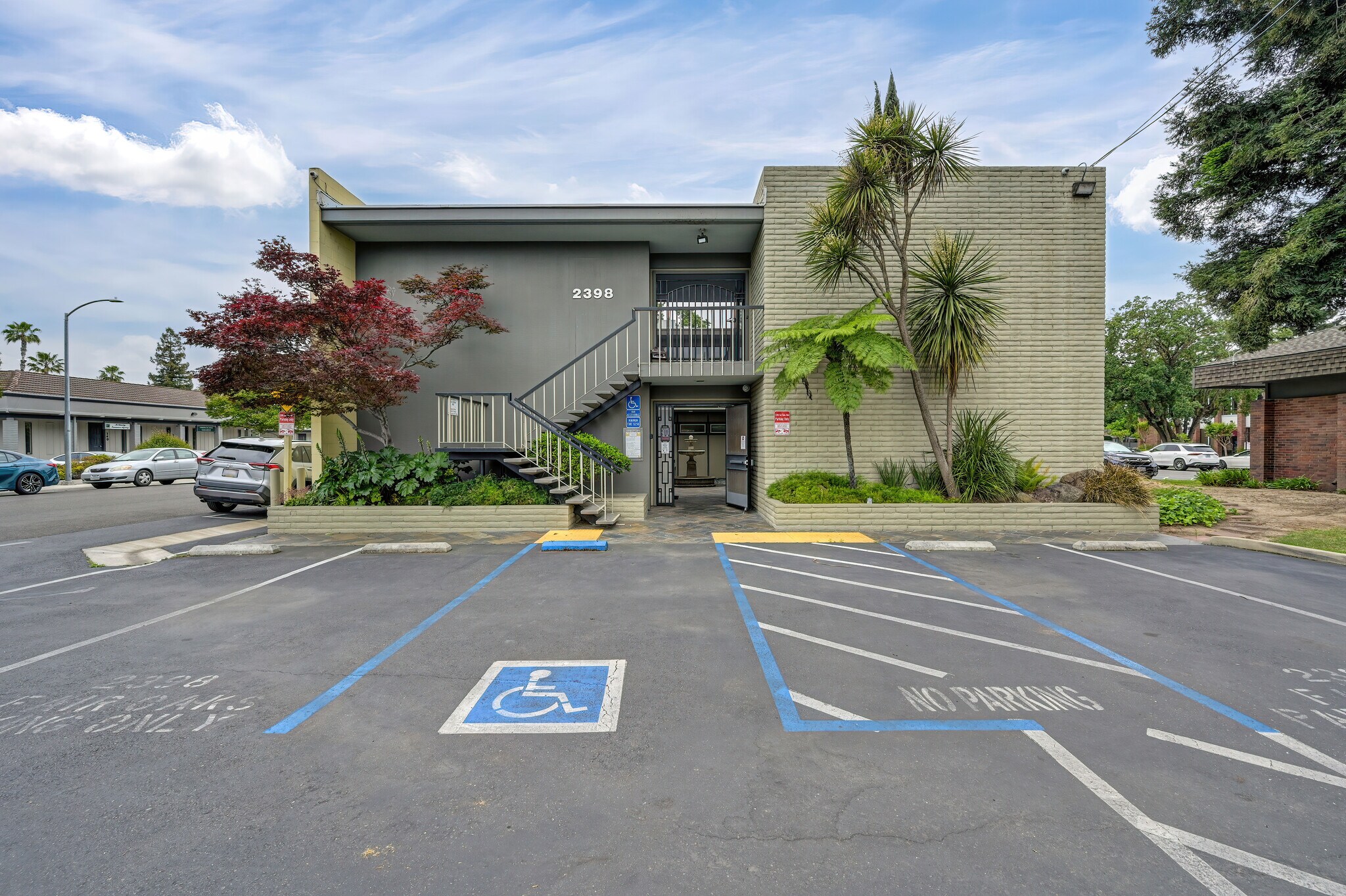2398 Fair Oaks Blvd, Sacramento, CA for Sale