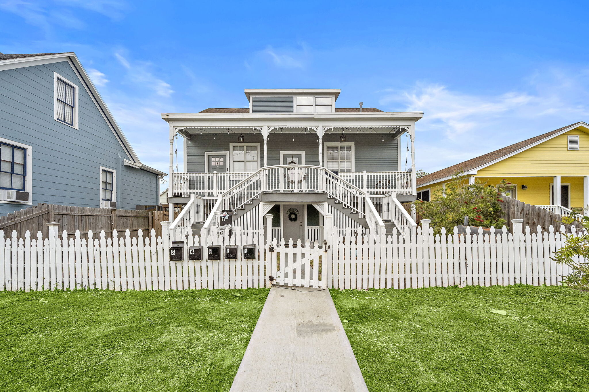 1322 Avenue L, Galveston, TX for Sale