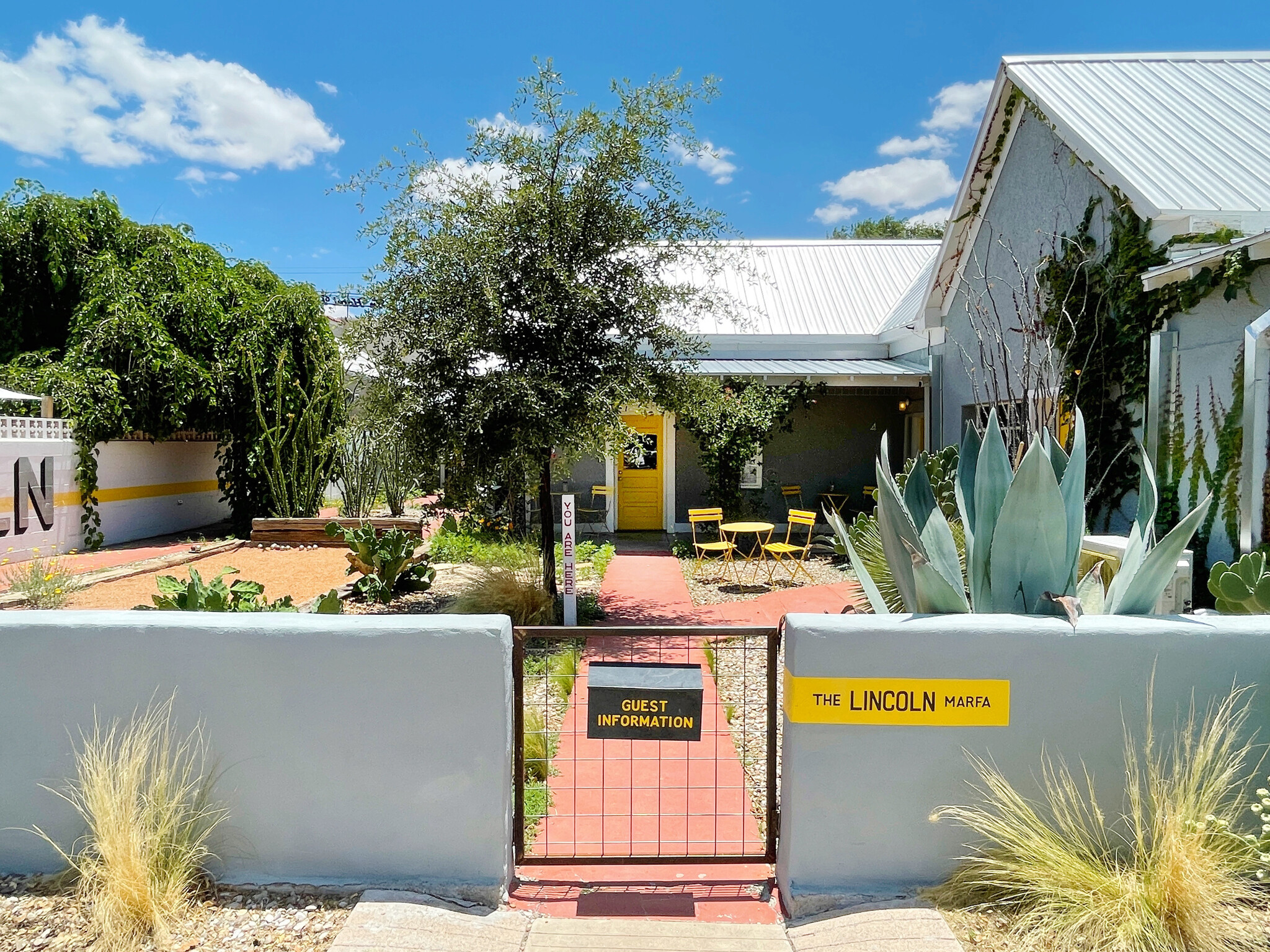 105 W Lincoln St, Marfa, TX for Sale