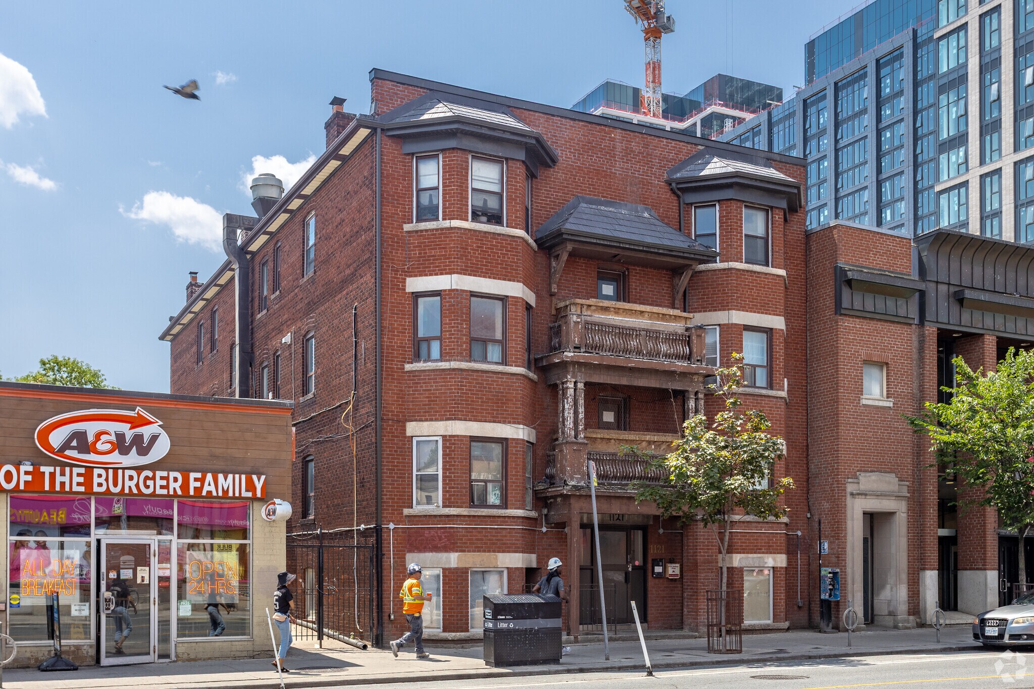 1121 Bloor St W, Toronto, ON for Sale
