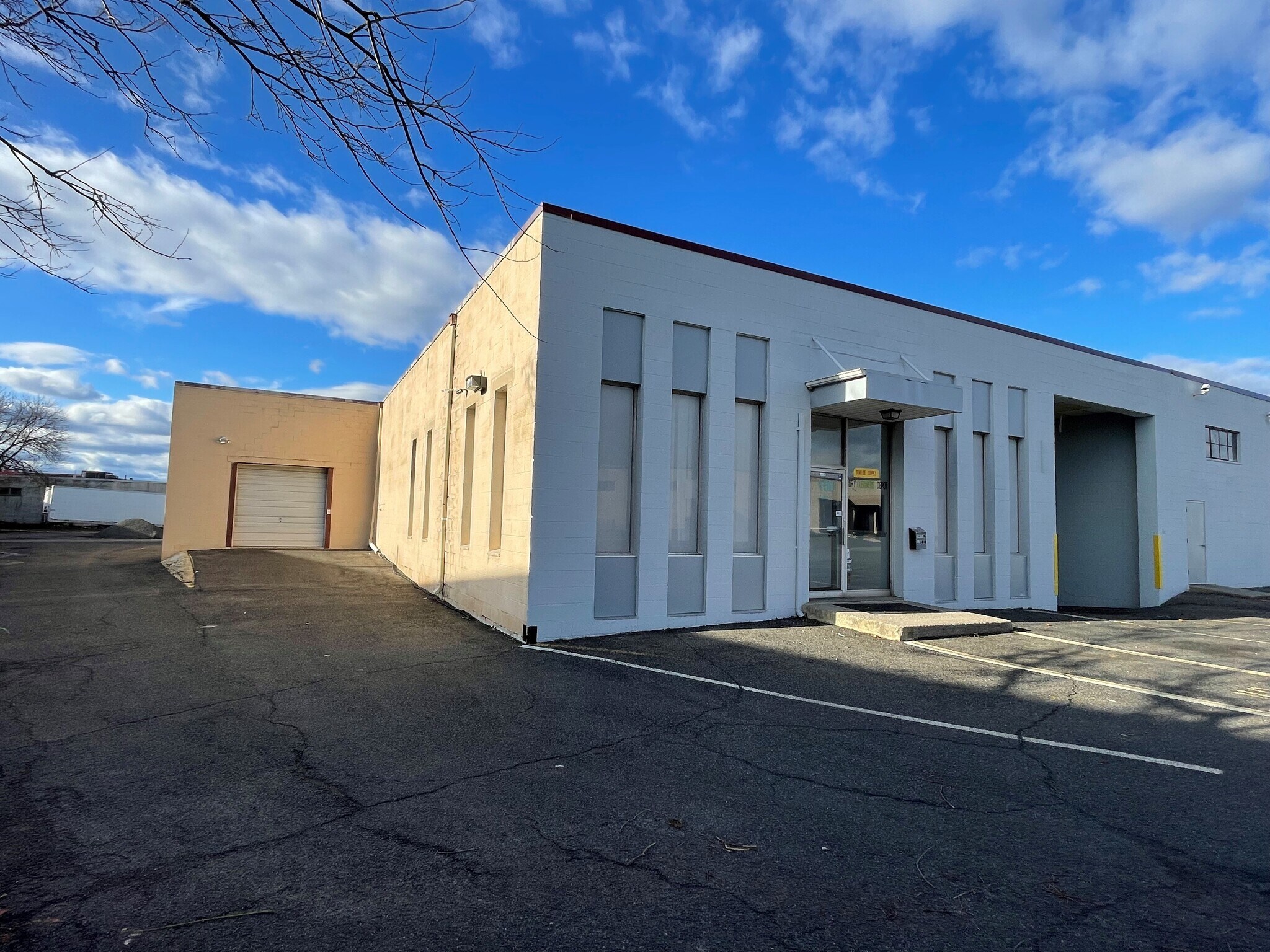 150 Commerce Rd Carlstadt, NJ 07072 Industrial Property for Lease on