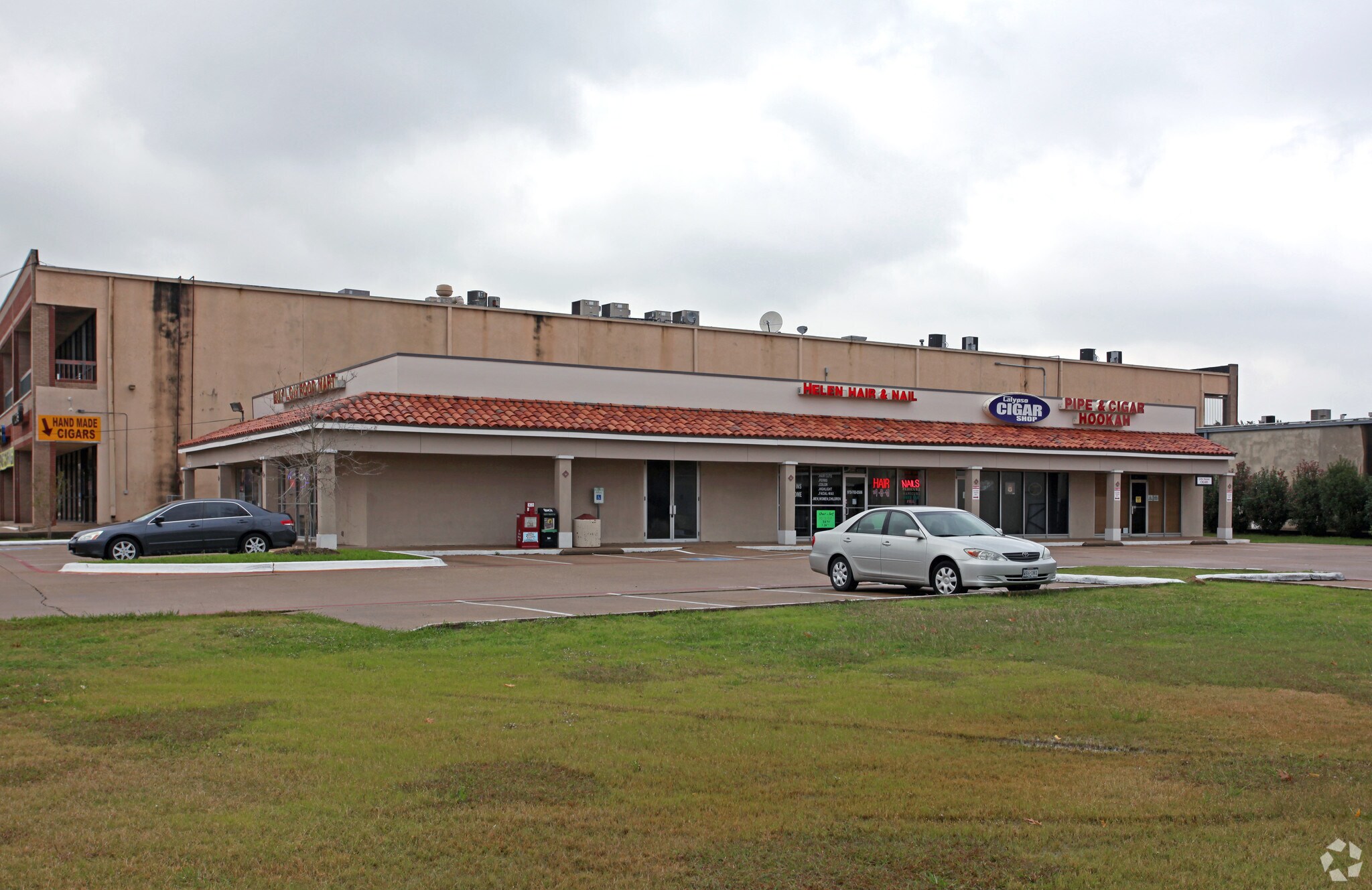 1401 E Arapaho Rd Richardson, TX 75081 Shopping Center Property for