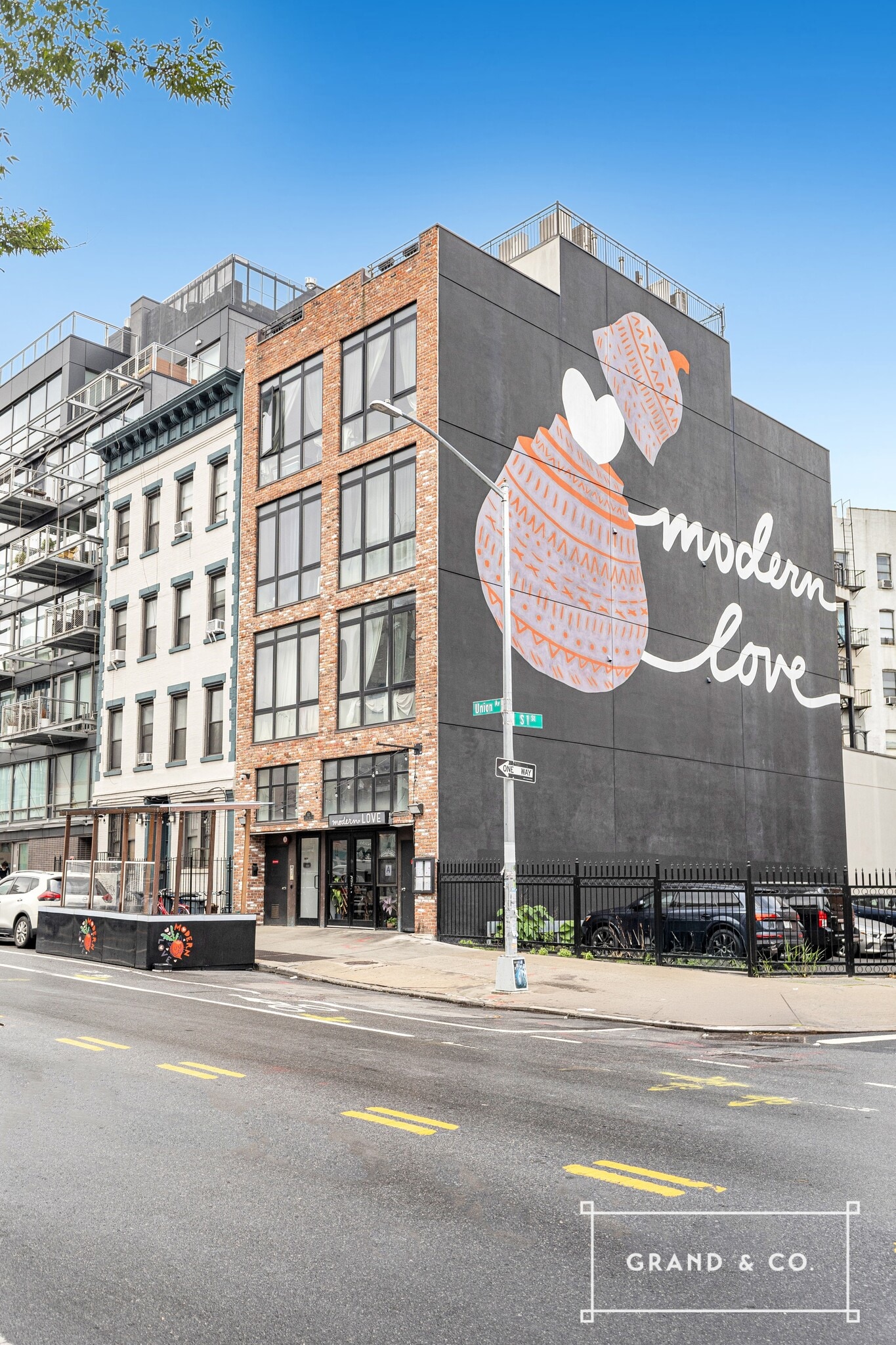 317 Union Ave, Brooklyn, NY for Rent