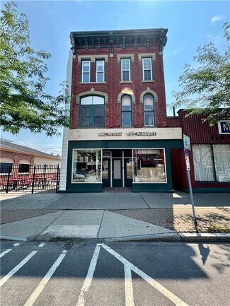 Palmyra, NY Retail - 230 E Main St
