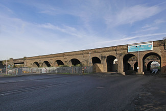 London, LND Industrial - Landmann Way @ Surrey Canal Road