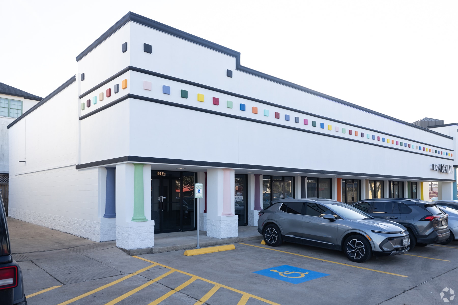 5711-5713 Bissonnet St, Houston, TX for Rent