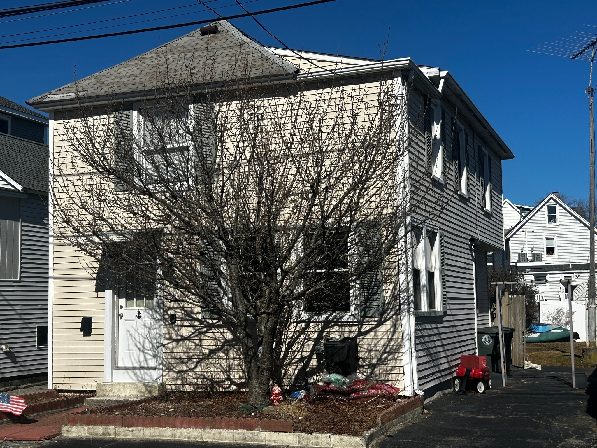 17 Blair St, Milford, CT for Sale