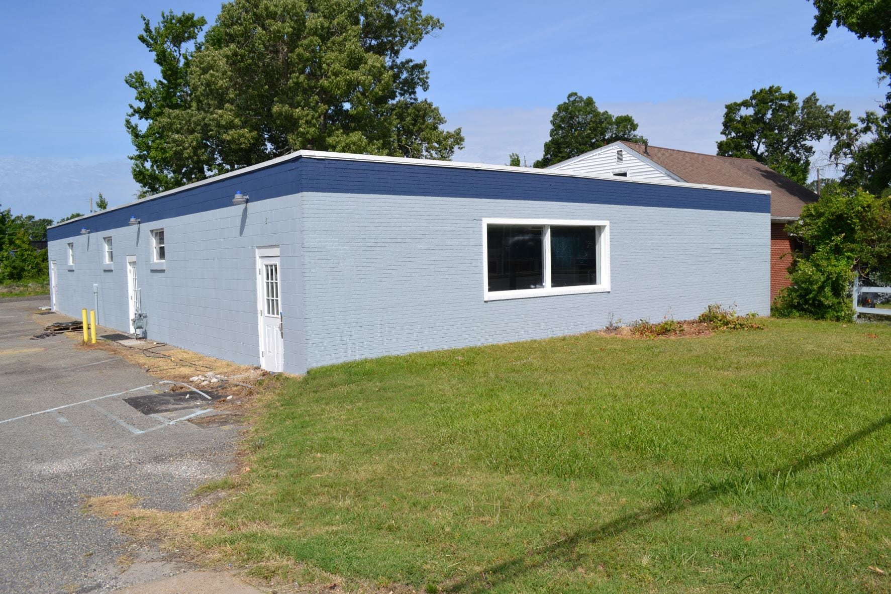 5947 Jefferson Ave, Newport News, VA for Sale