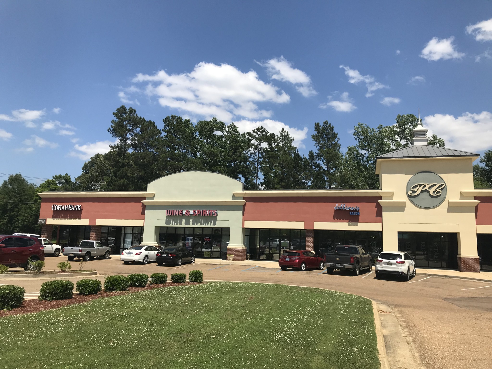 717-747 Clinton Pky, Clinton, MS for Rent