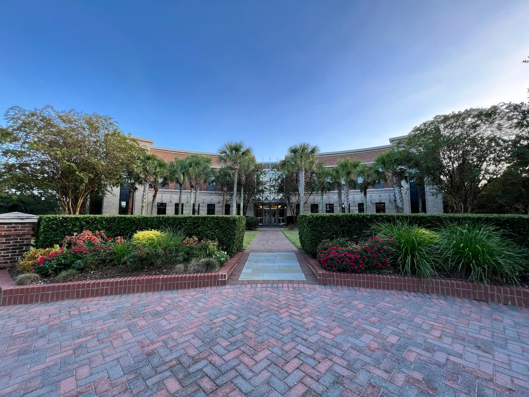 126 Seven Farms Dr Daniel Island, SC 29492 Office Property for Sale