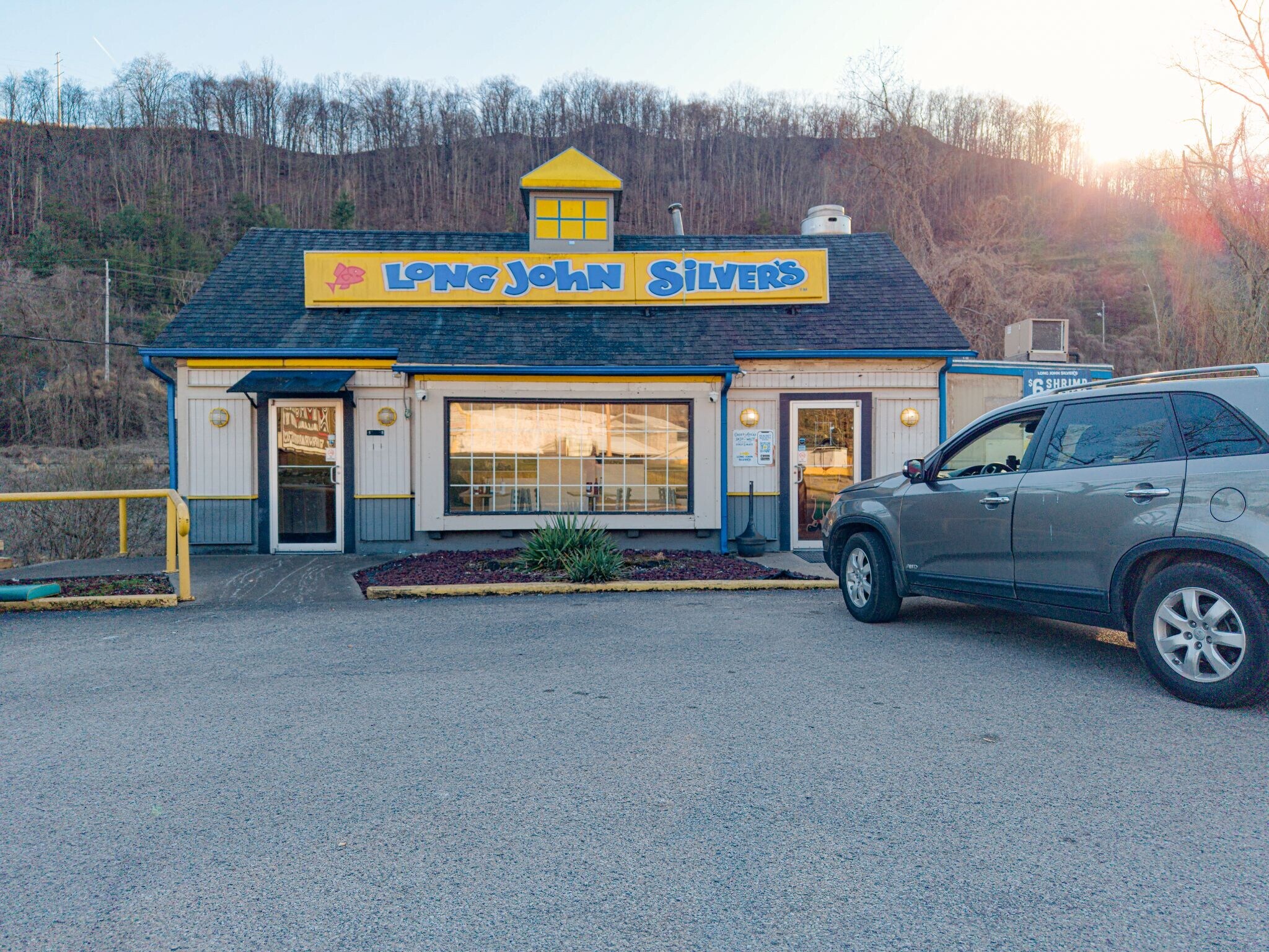234 S Main St, Hazard, KY for Sale