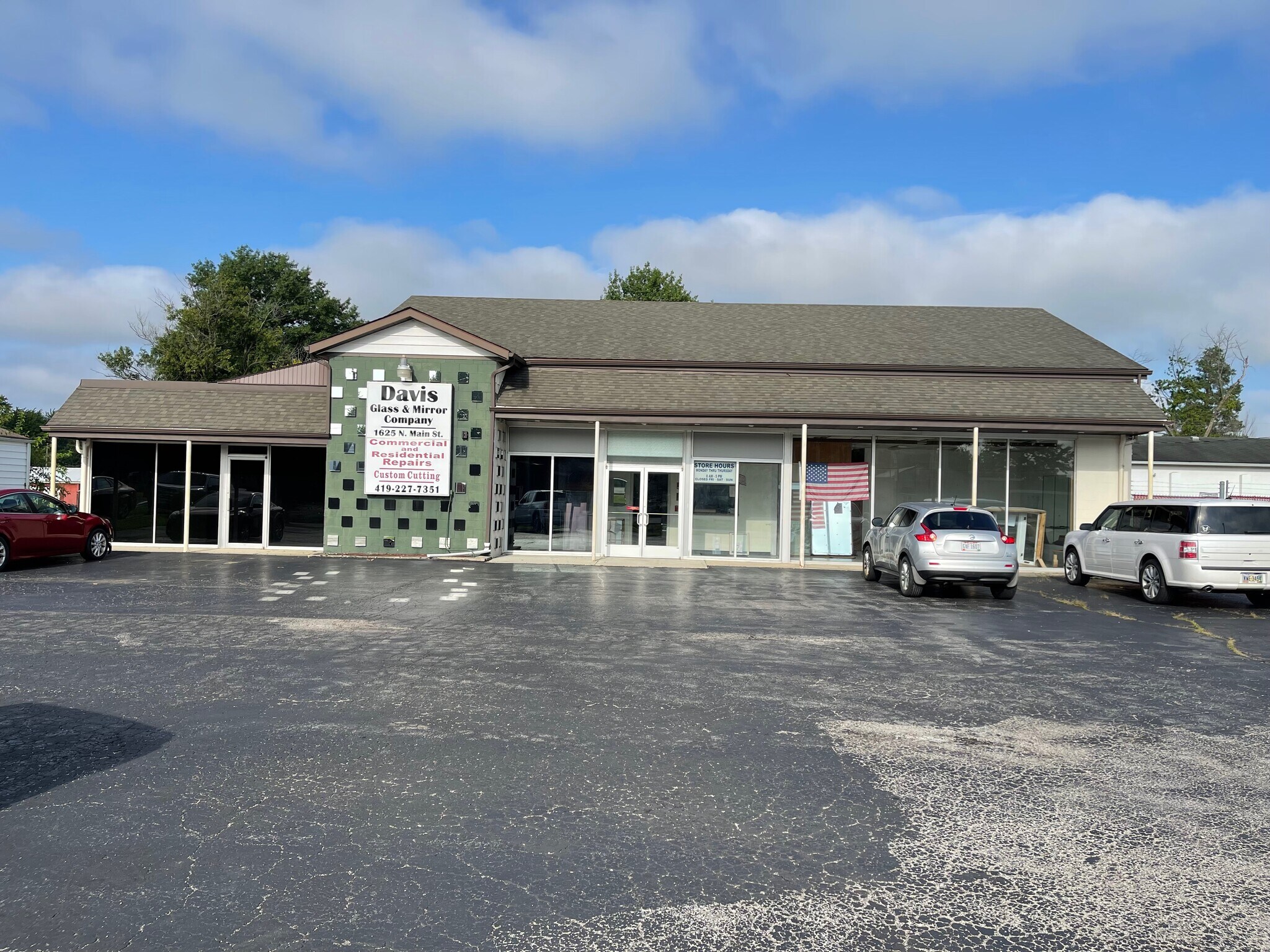 1623 N Main St, Lima, OH for Sale