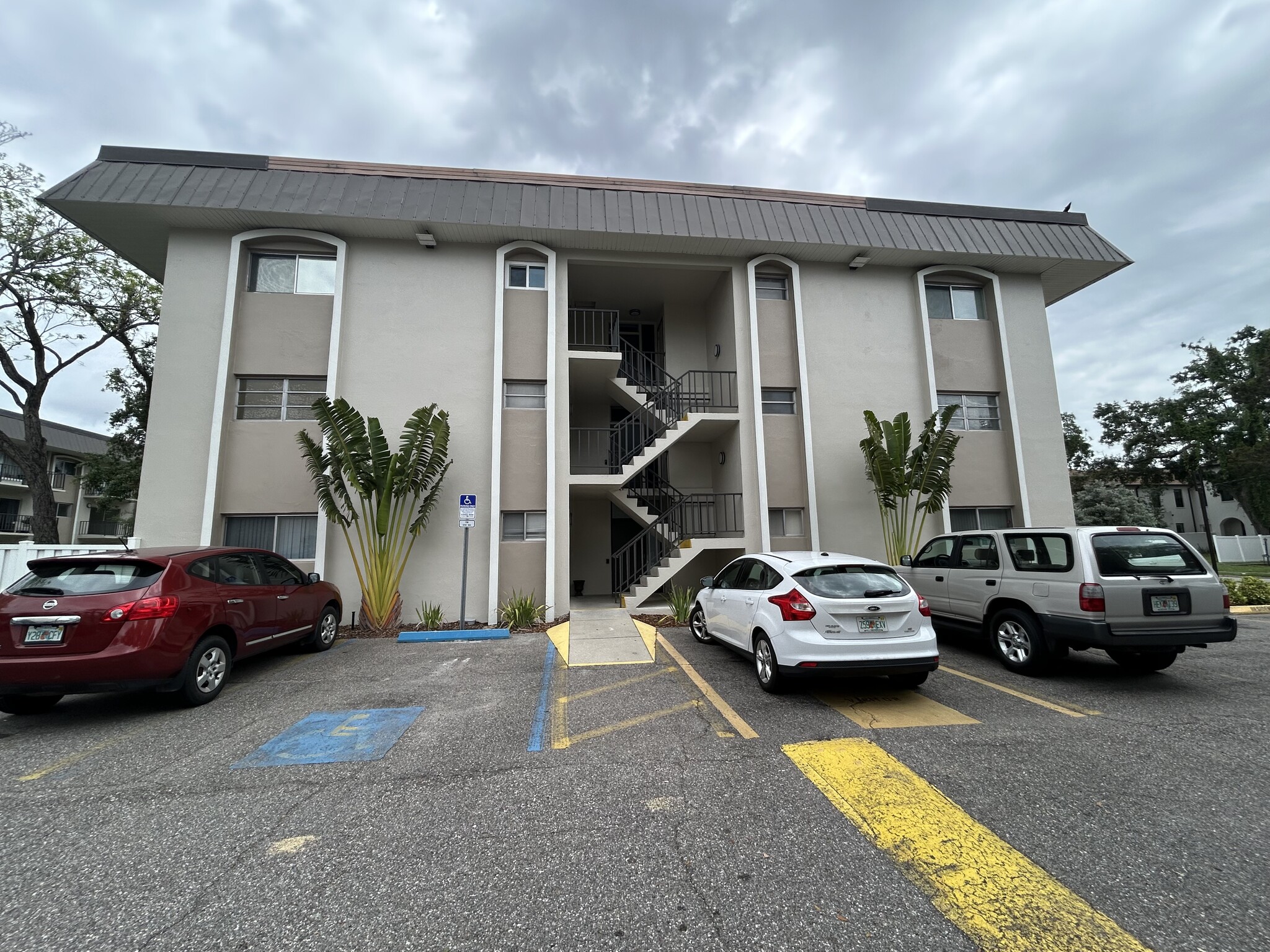 4611 W Fig St, Tampa, FL for Sale