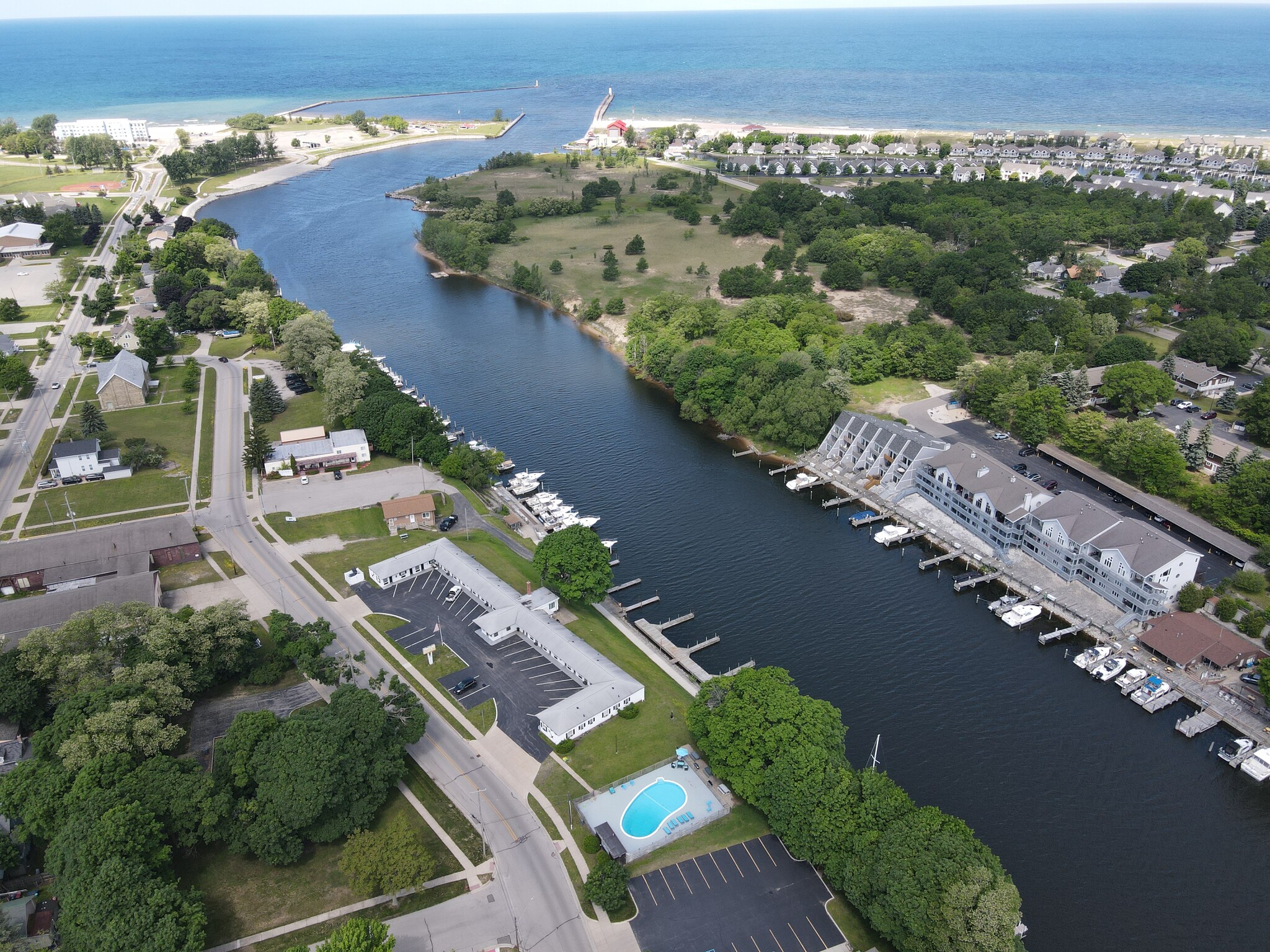 520 Water St, Manistee, MI for Sale