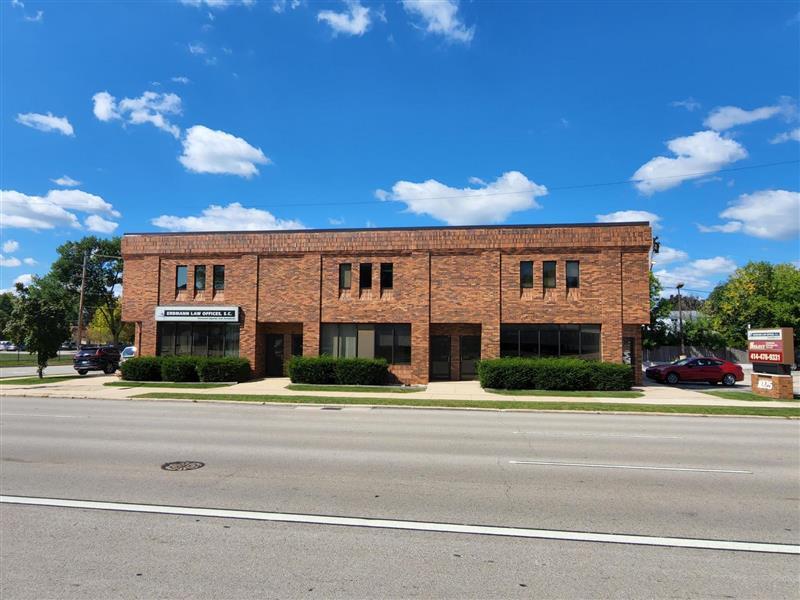 1025 S 108th St, Milwaukee, WI for Rent