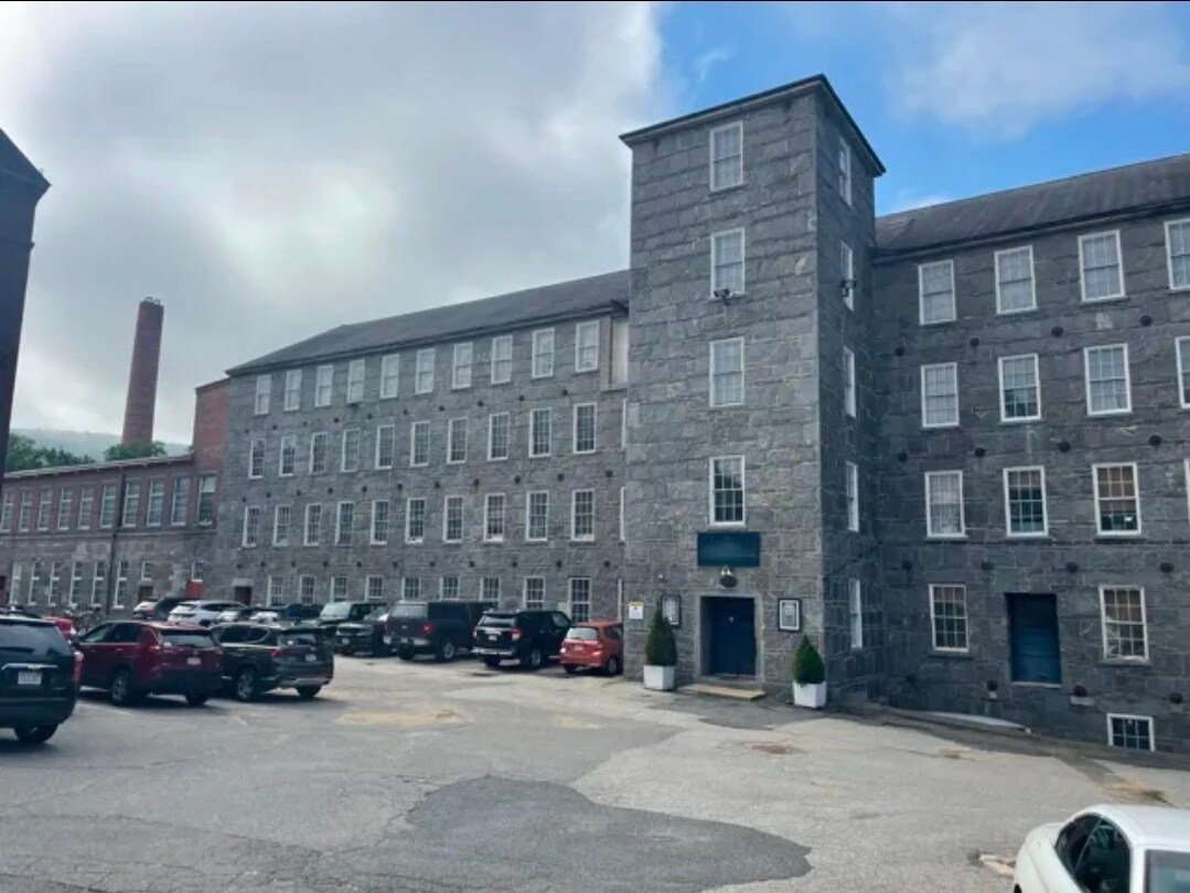 40-44 E Main St, Ware, MA for Rent