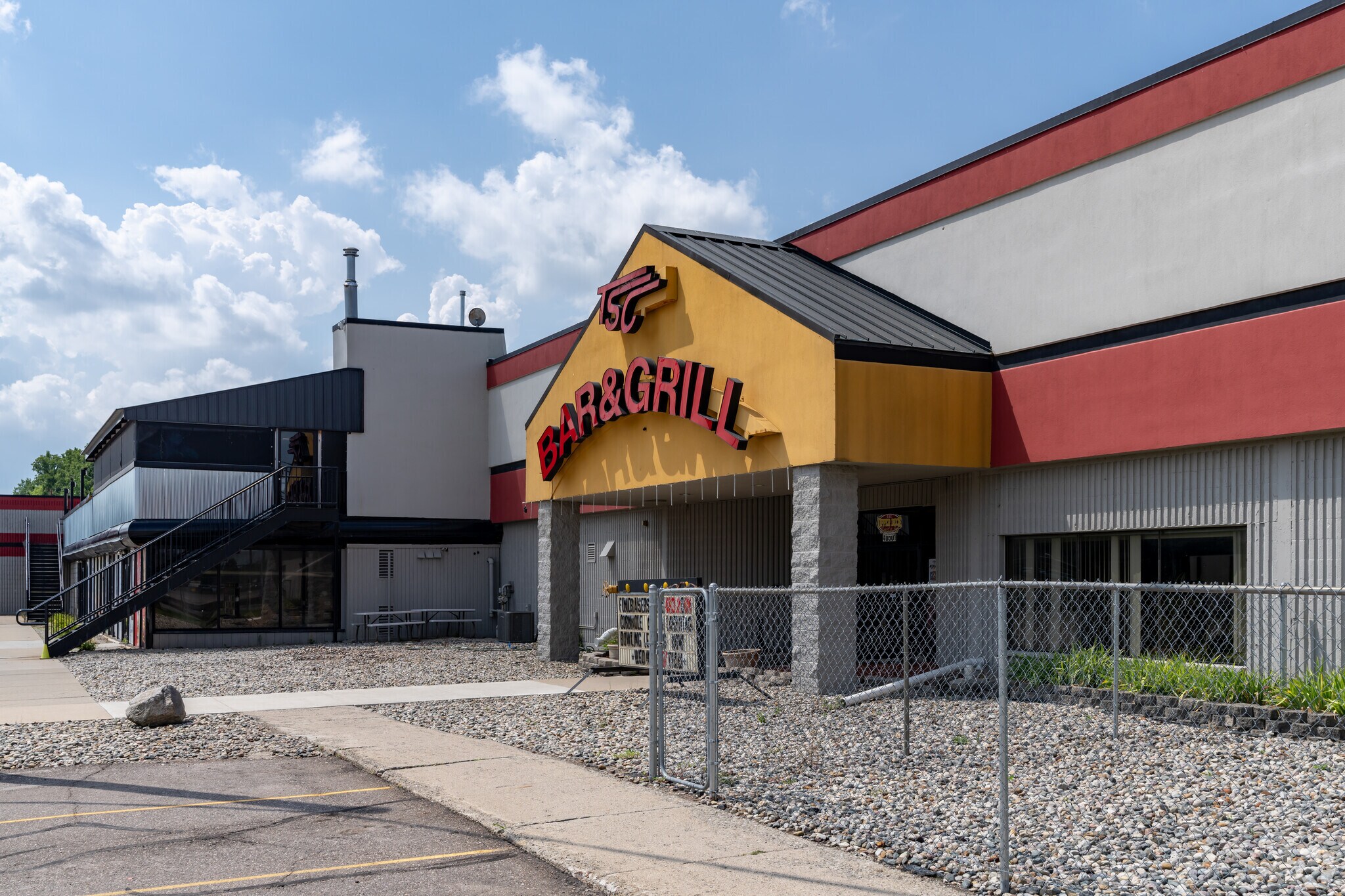 40501 Production Dr, Harrison Township, MI for Sale