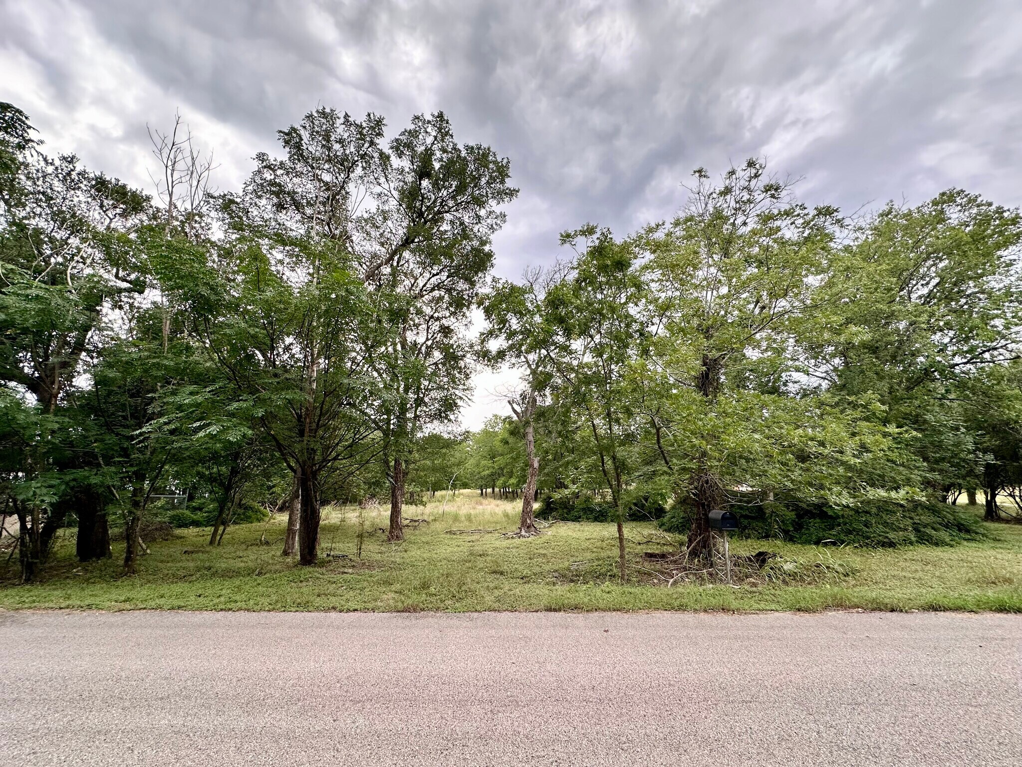 911 Penion Dr, Austin, TX for Sale