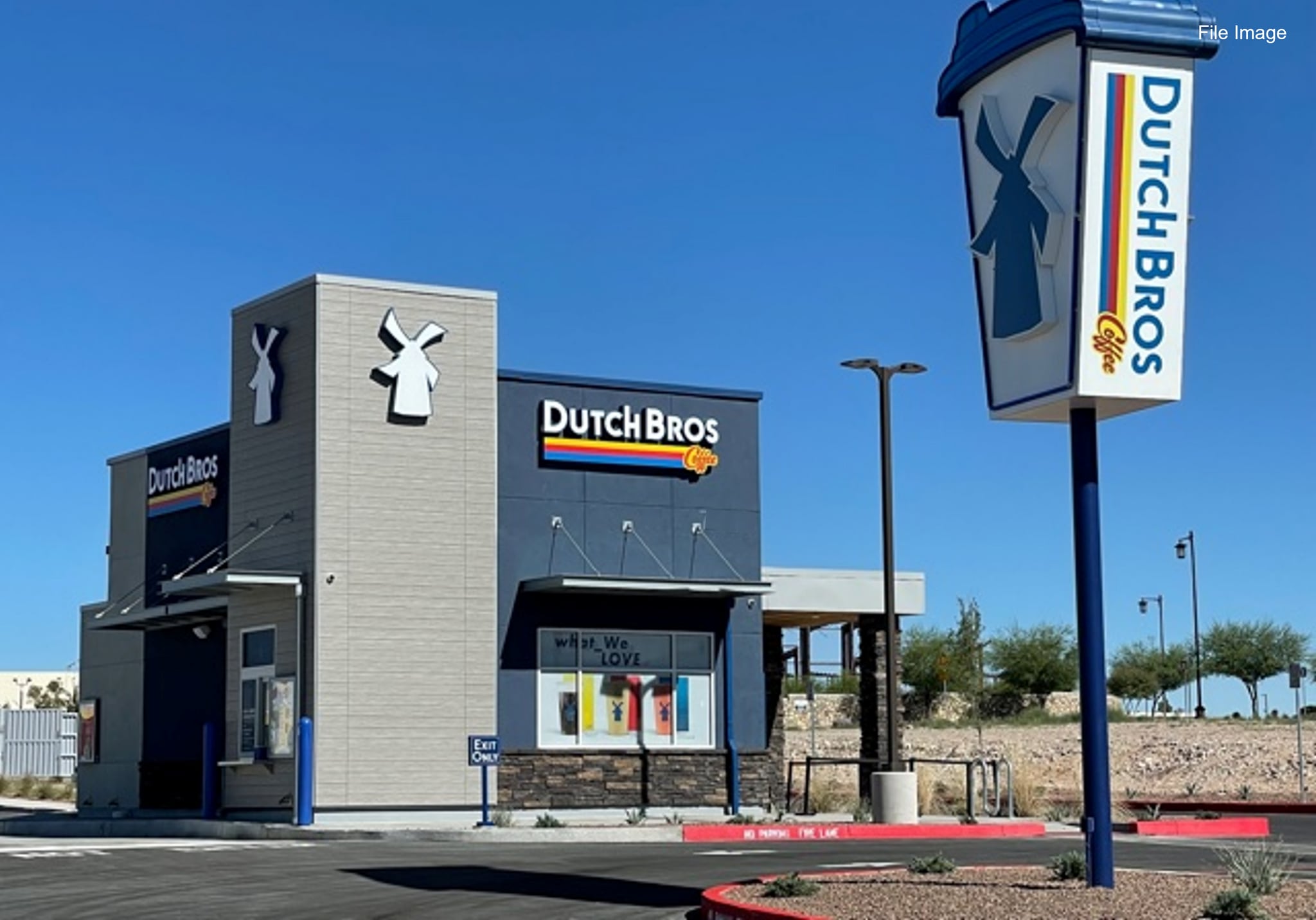 1475 S Valley Dr, Las Cruces, NM for Sale