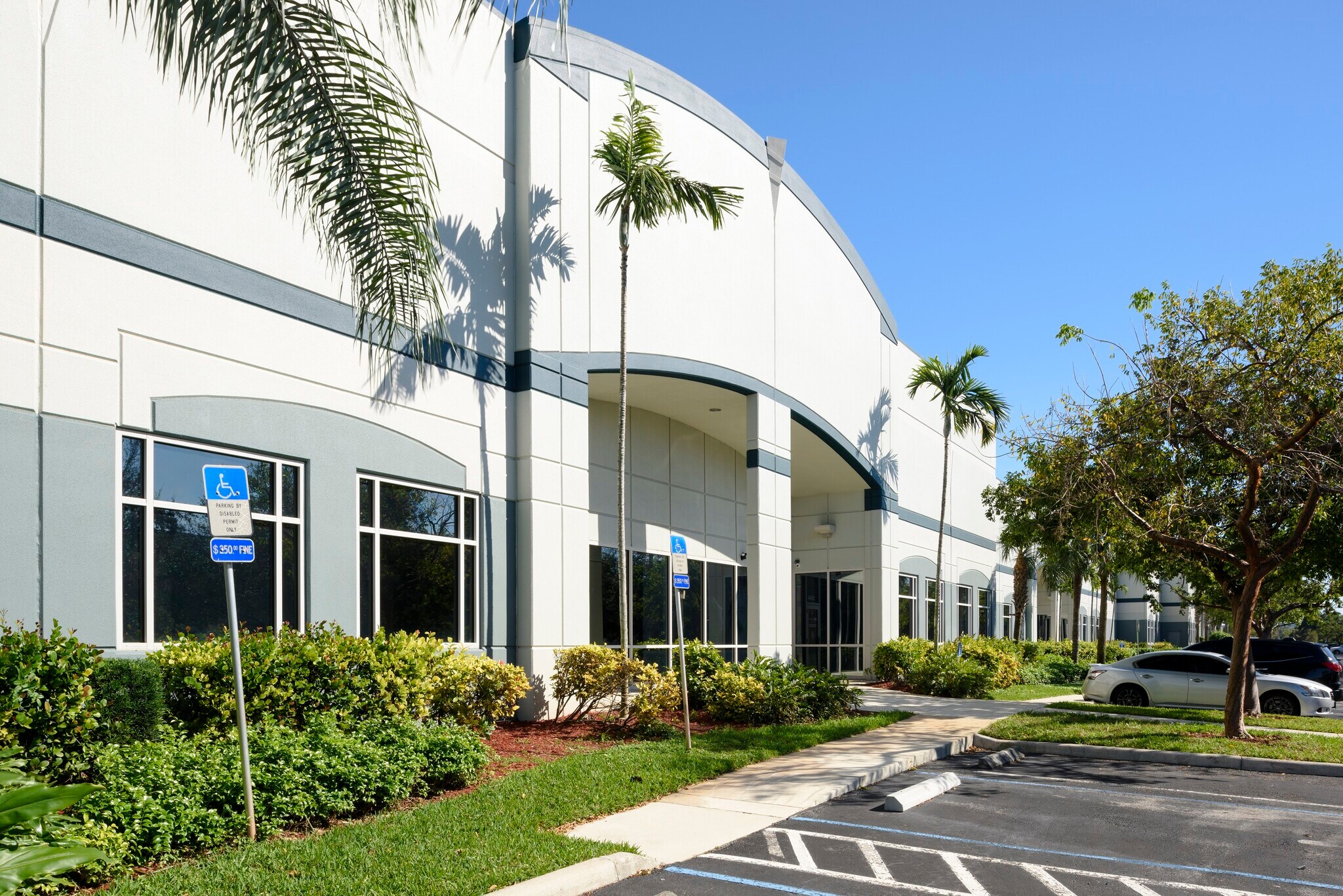 2001-2009 NW 25th Ave, Pompano Beach, FL for Rent