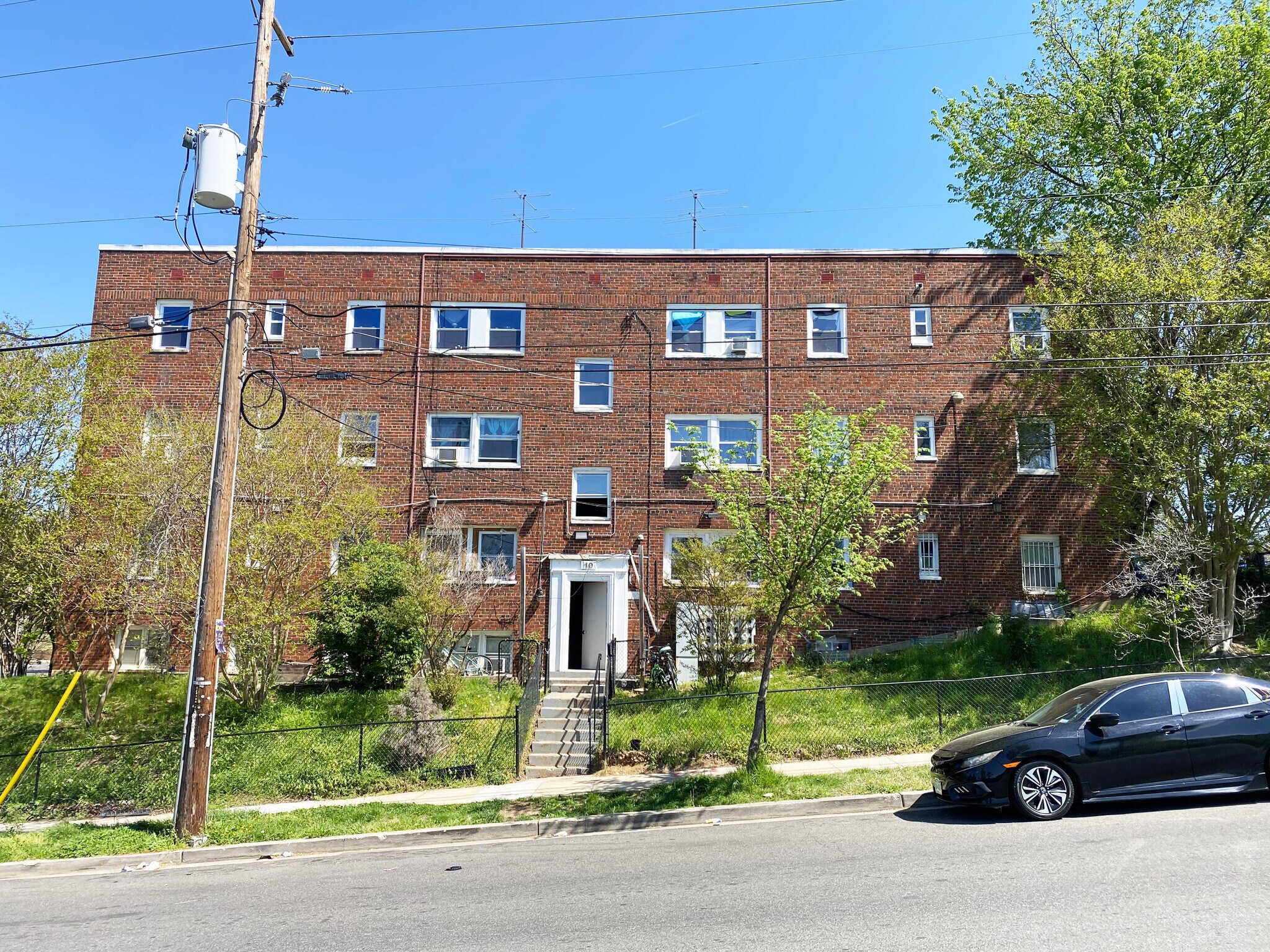 10 49th St SE, Washington, DC for Sale