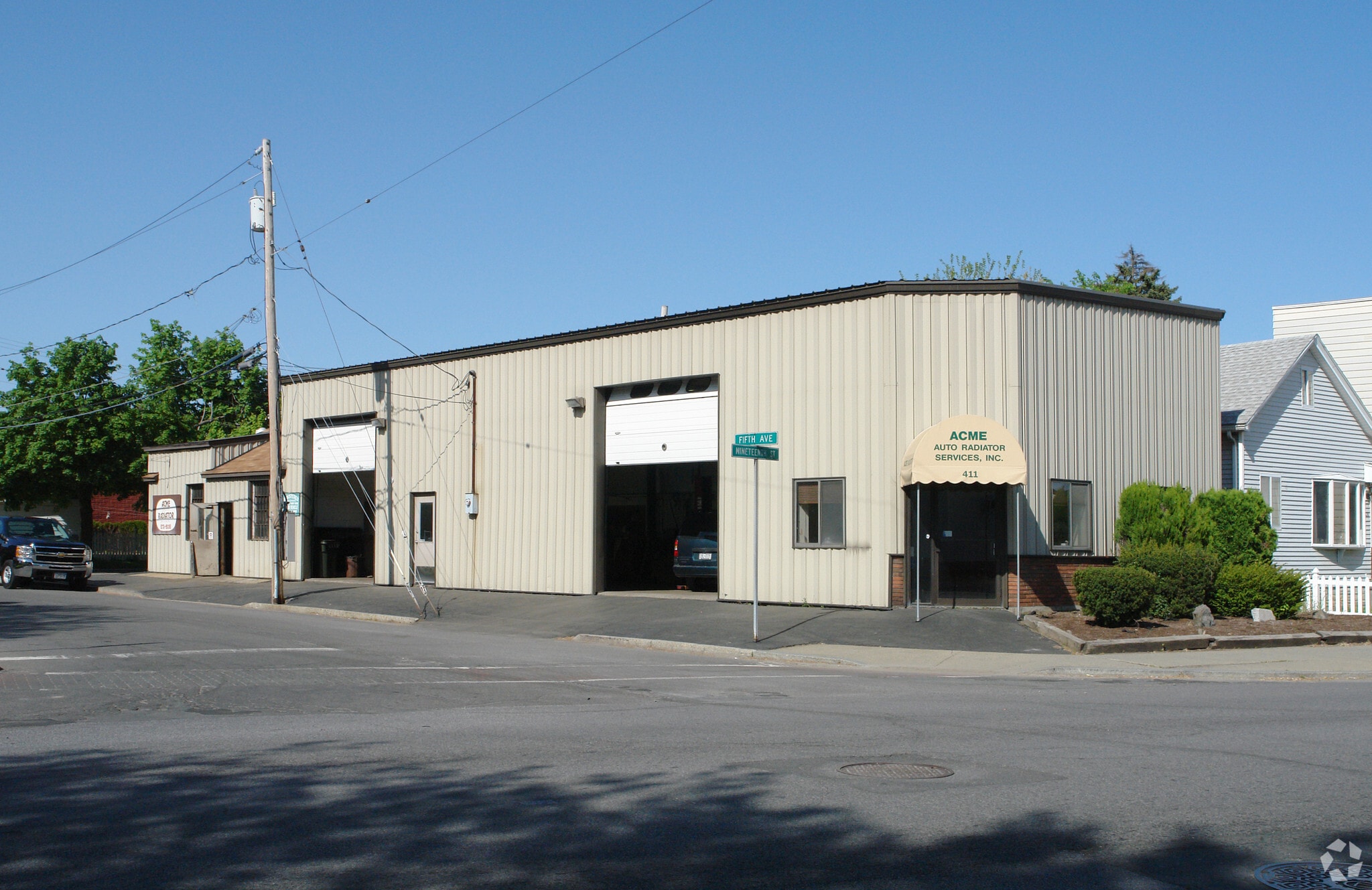 411 19th St, Watervliet, NY for Sale