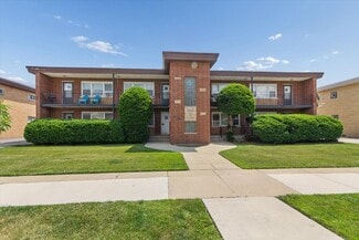 La Grange Park, IL Apartments - 1211 Homestead Rd