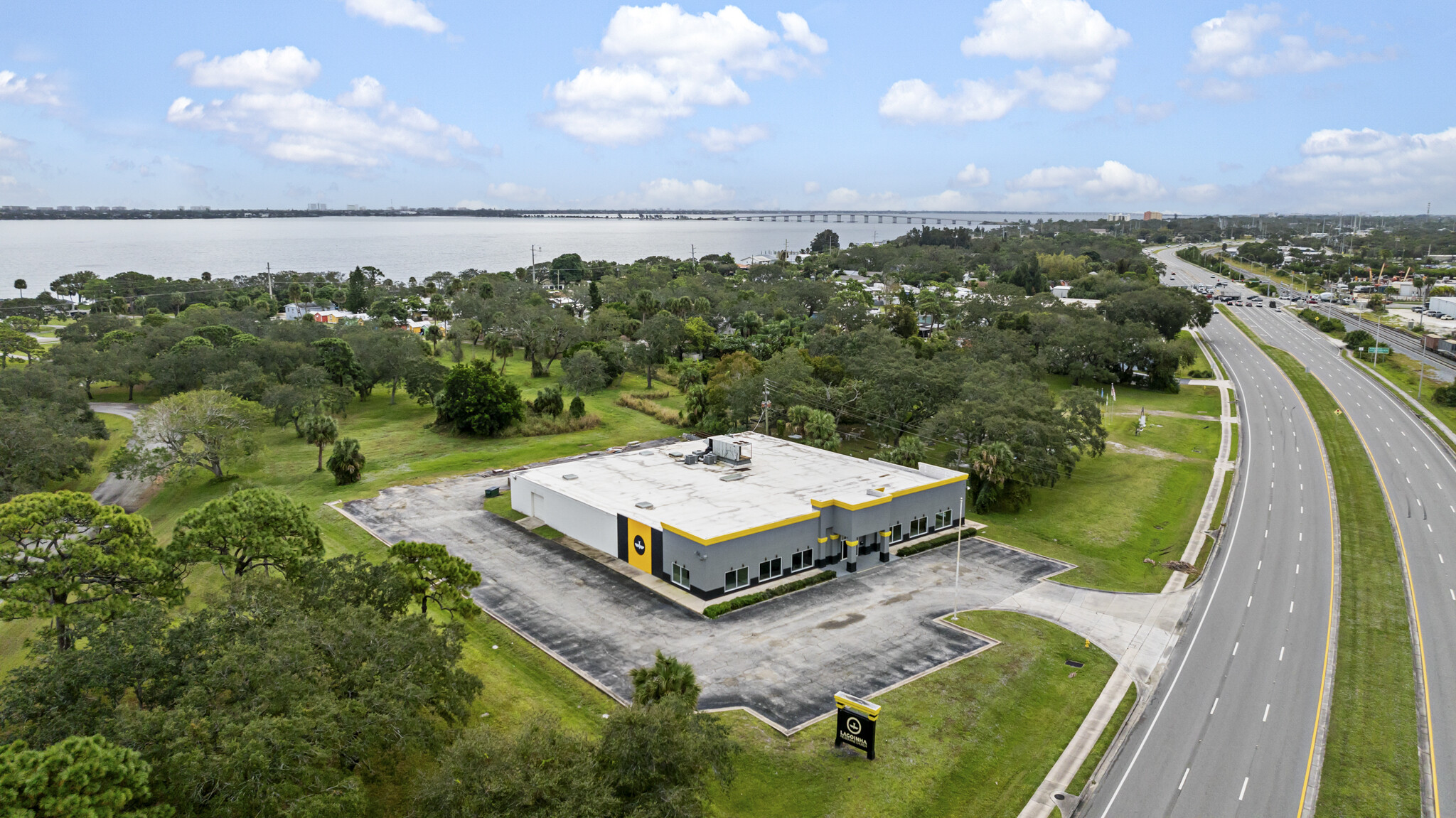 2705 N Harbor City Blvd, Melbourne, FL for Sale