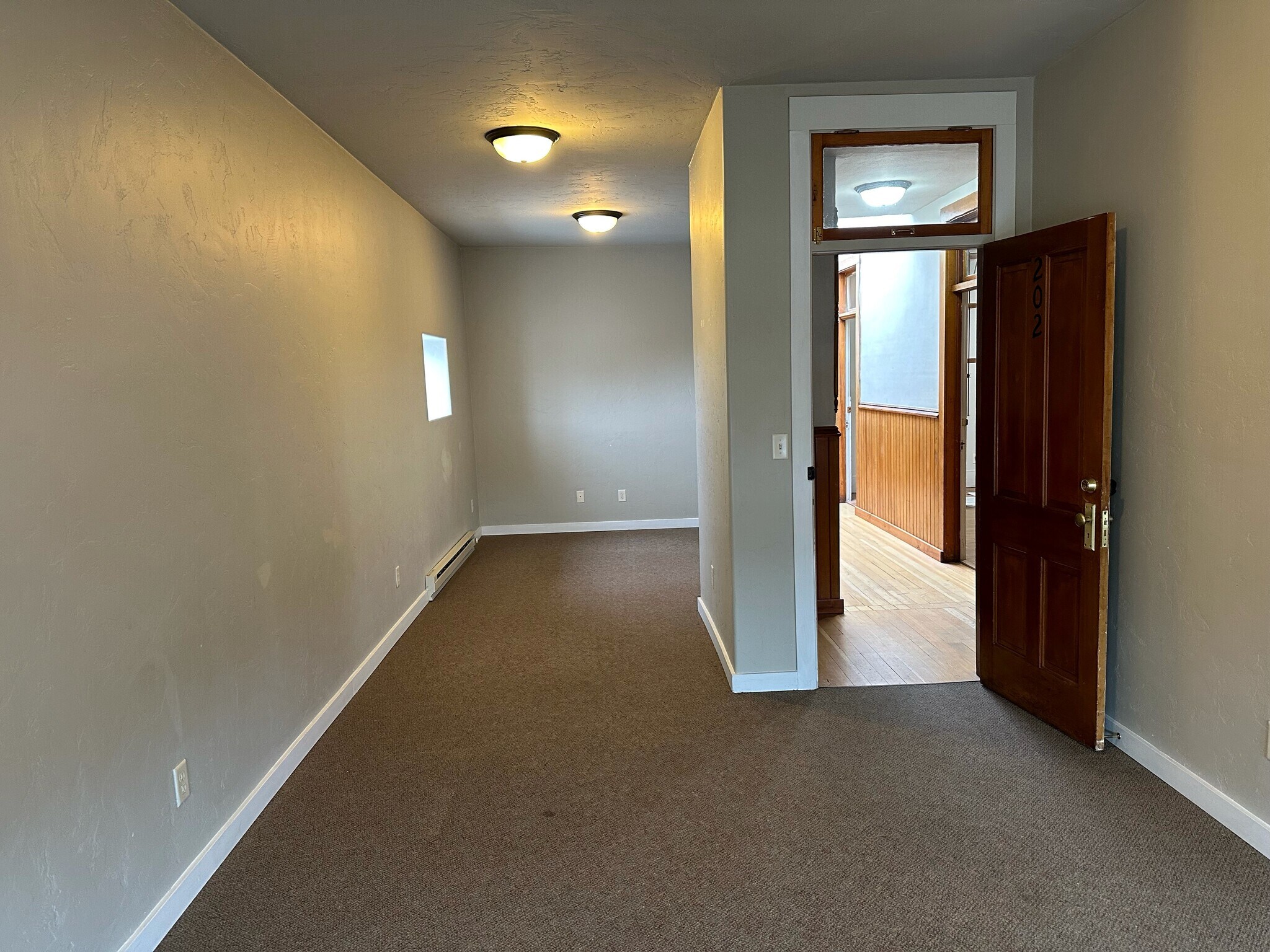 23 W Main St, Belgrade, MT for Sale