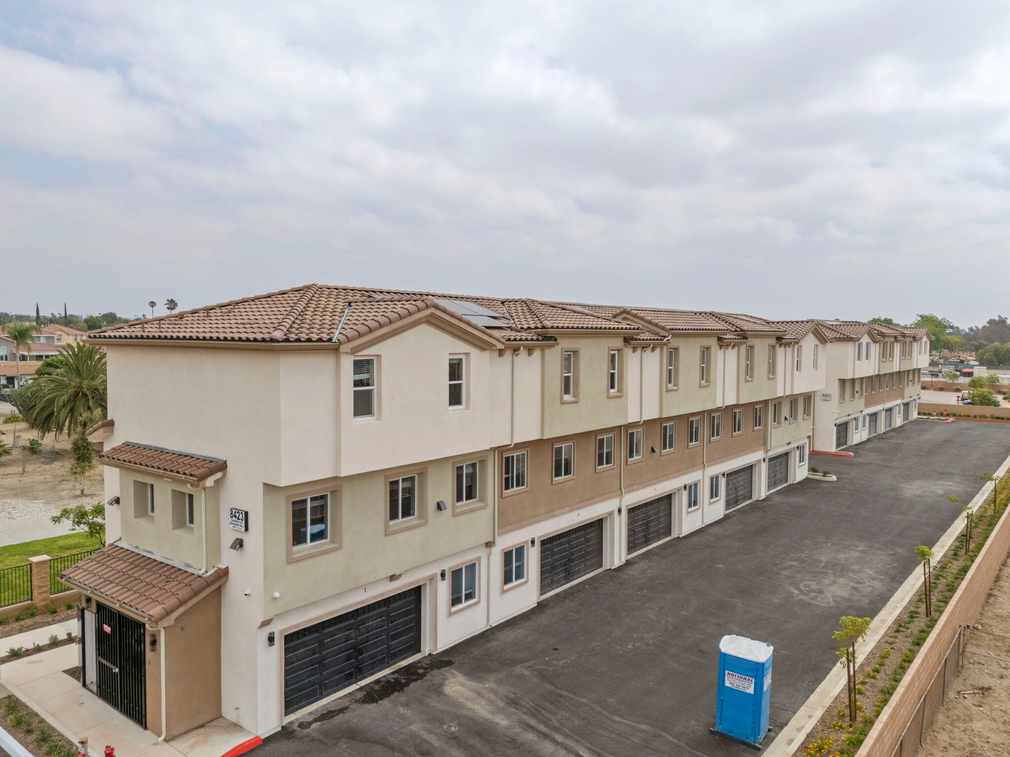 8423 Tamarind Ave, Fontana, CA for Sale