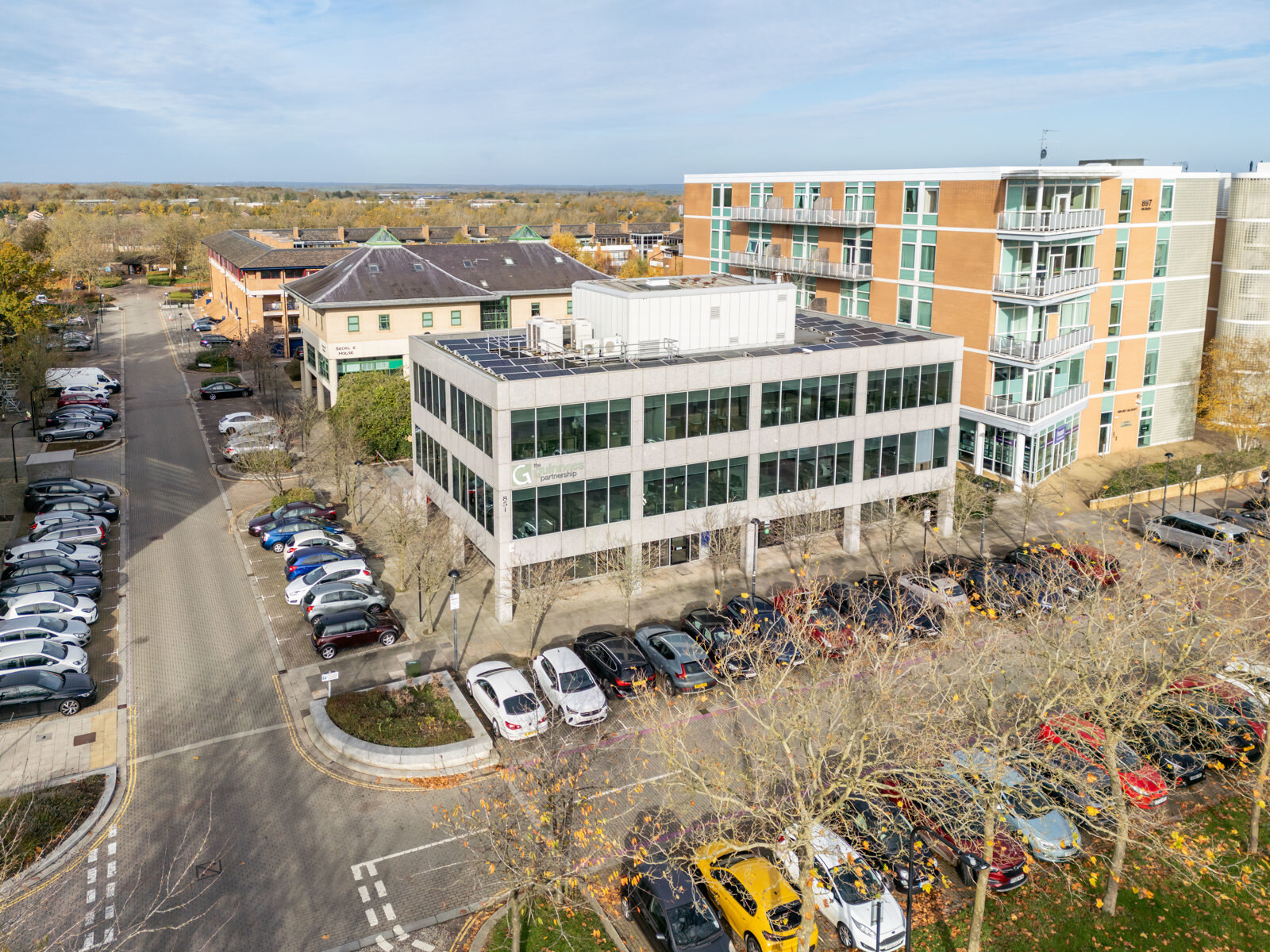 851 Silbury Blvd, Milton Keynes, BKM for Sale