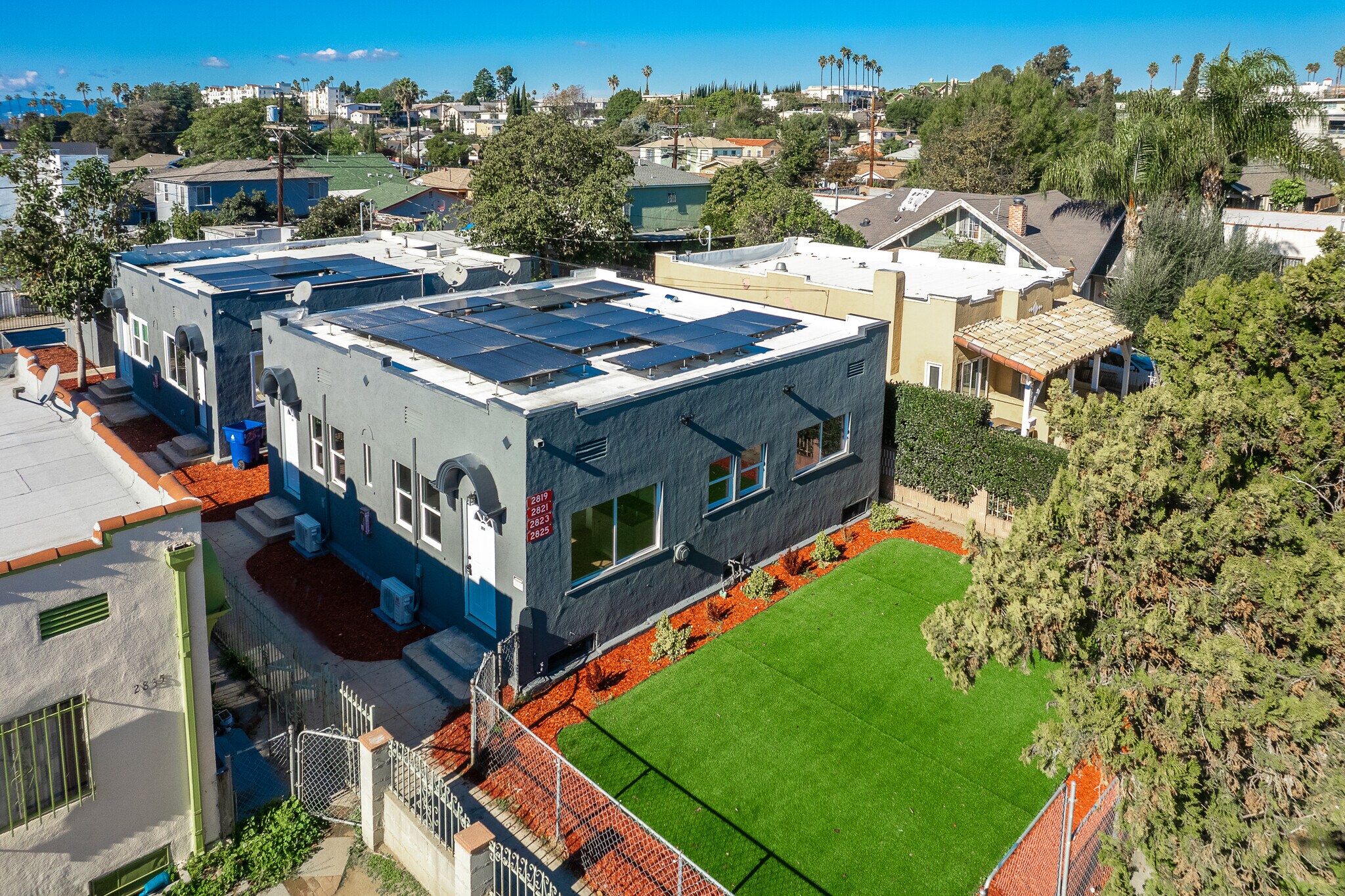 2819 3rd Ave Los Angeles, CA 90018 MultiFamily Property for Sale on