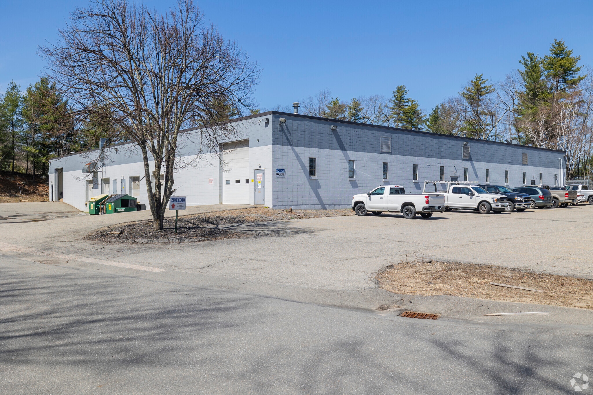 104 Perimeter Rd, Nashua, NH for Sale