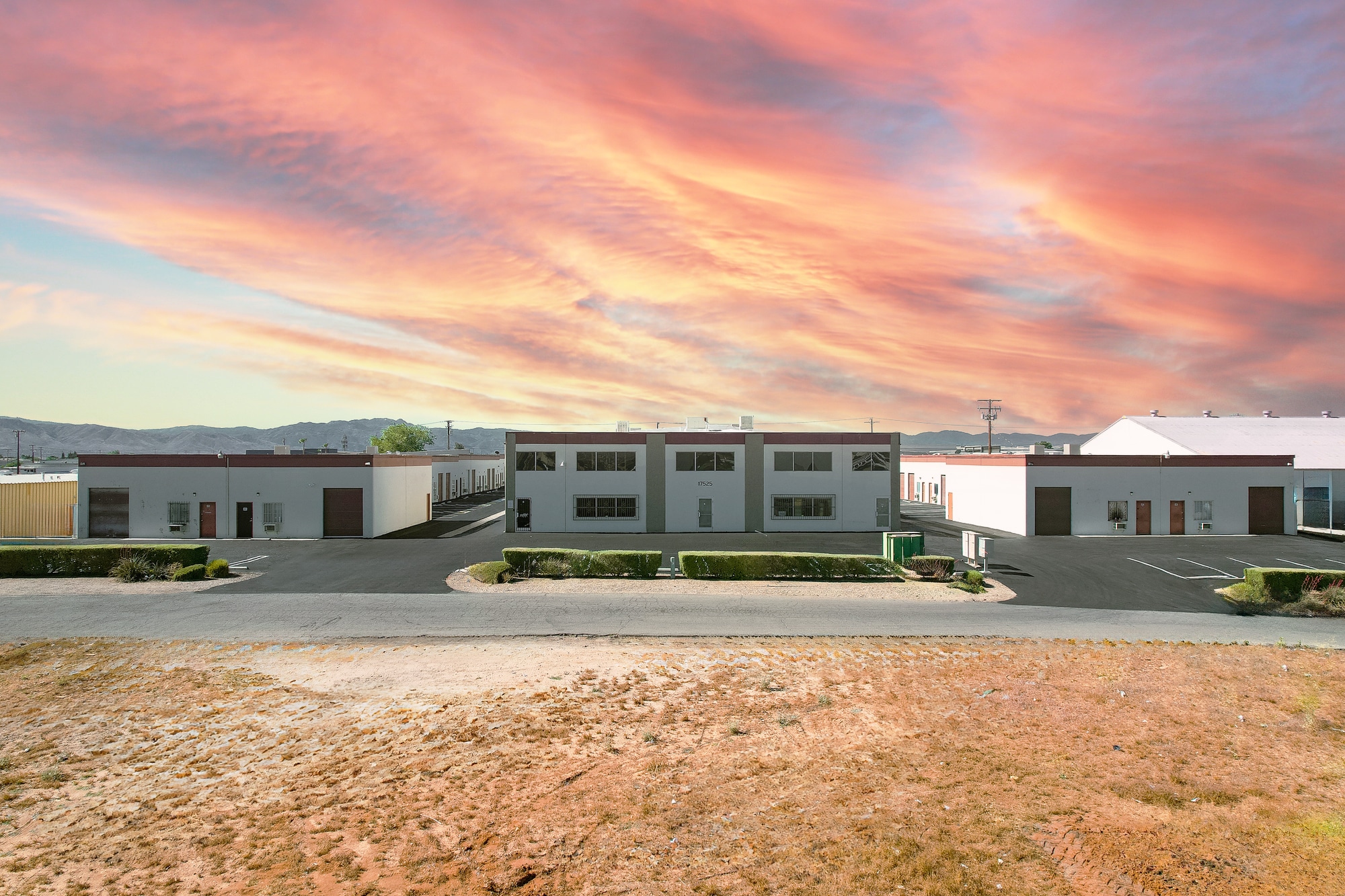 17525 Alder St, Hesperia, CA for Rent