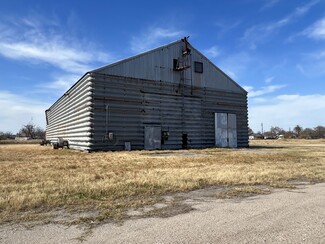 Sinton, TX Industrial - 518 E Market