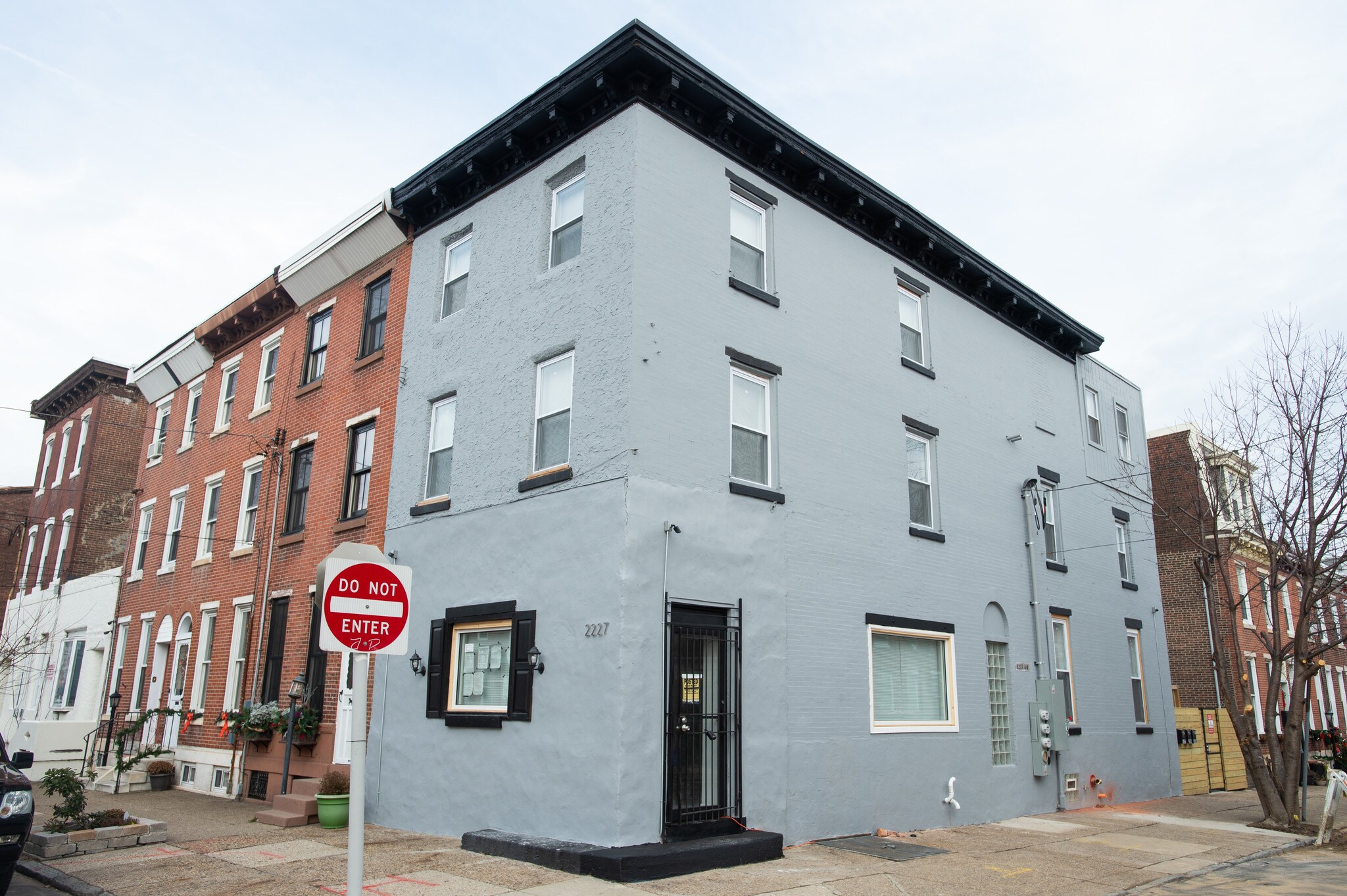 2227 E Cumberland St, Philadelphia, PA for Sale