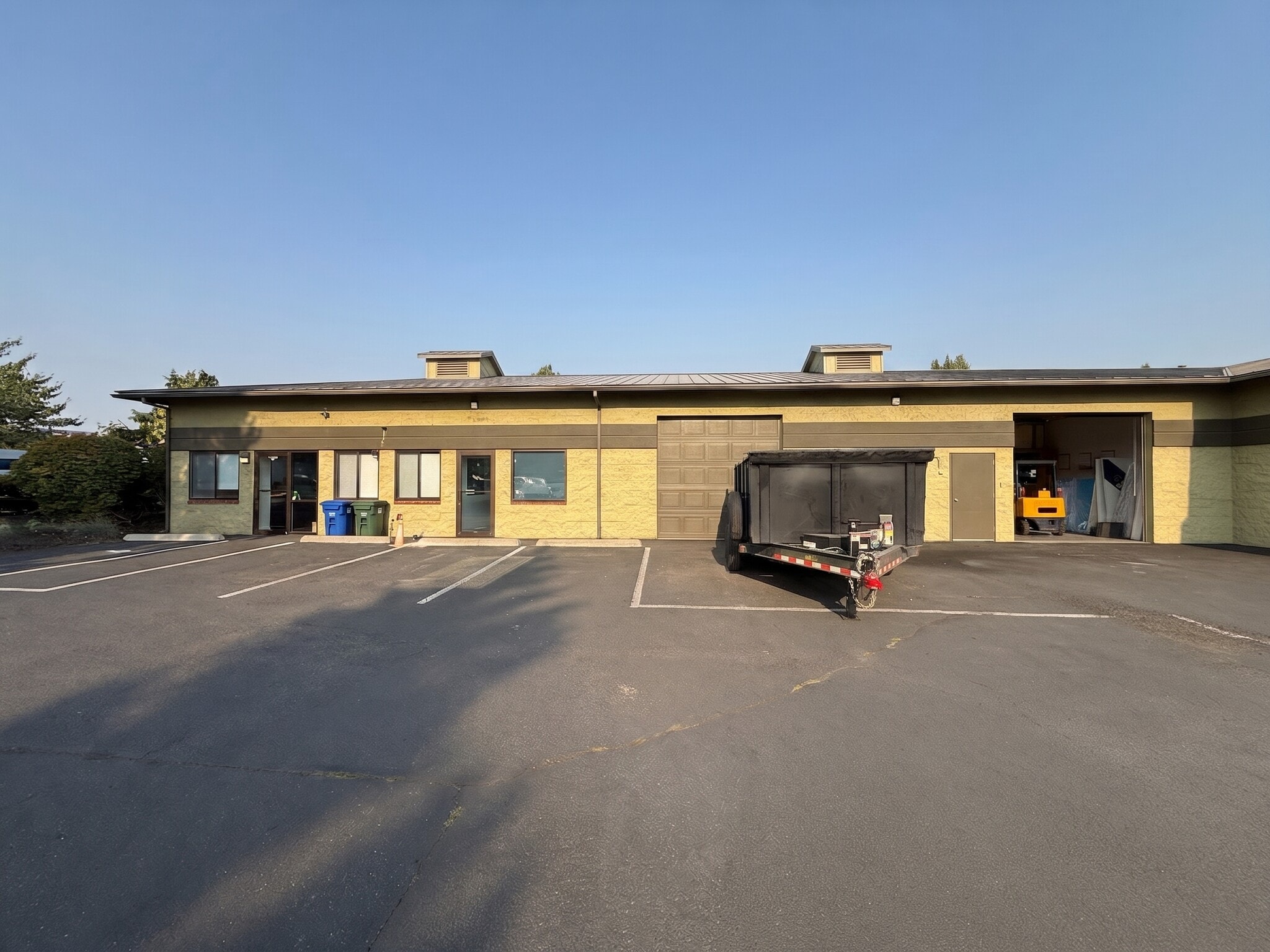 930 SE Textron Dr, Bend, OR for Rent