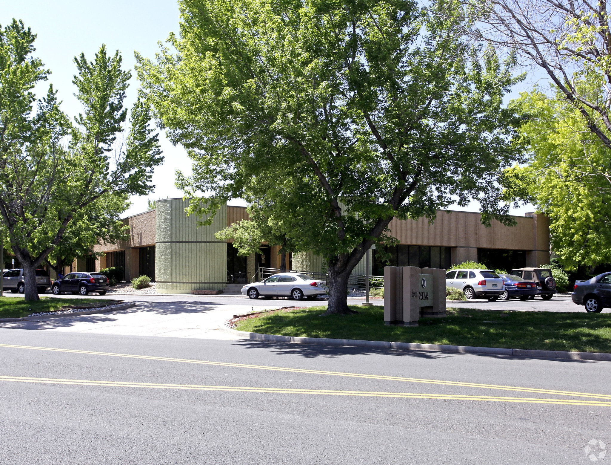 6001 S Willow Dr, Greenwood Village, CO for Rent